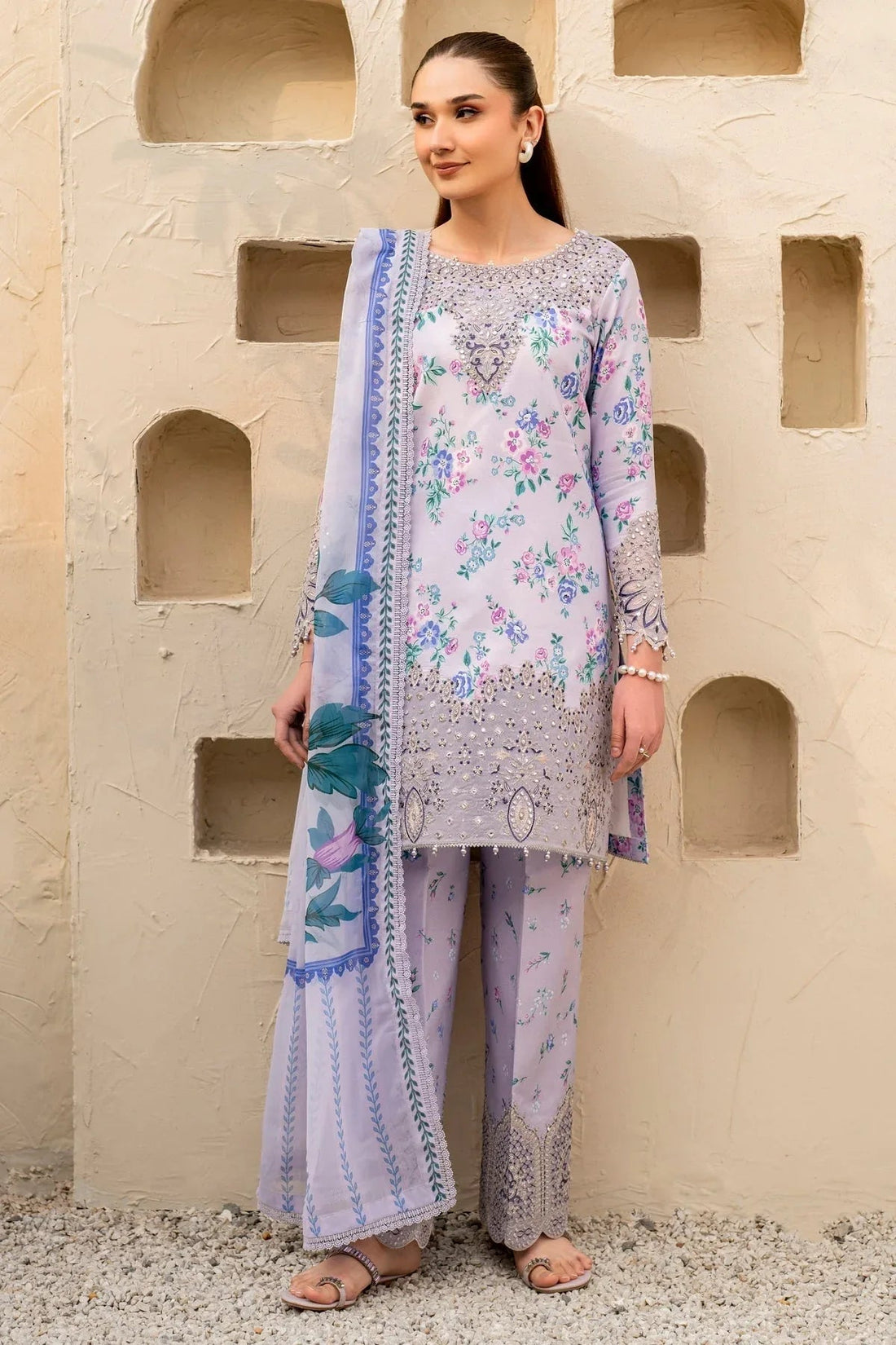 Alizeh | Levana Lawn | Flake - Aqsa Fabrics