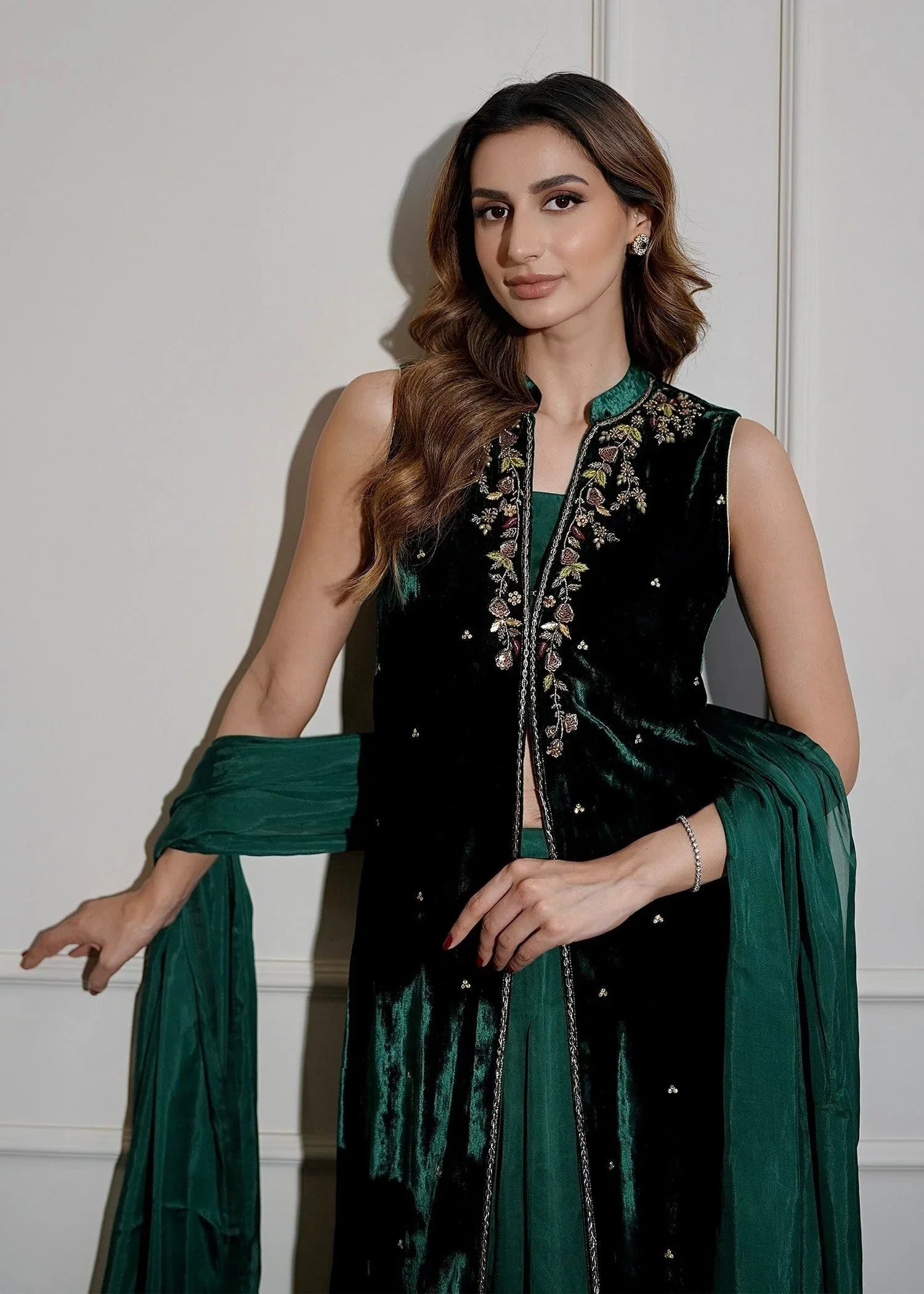 Mahum Asad | Voila Velvets | Emerald - Aqsa Fabrics