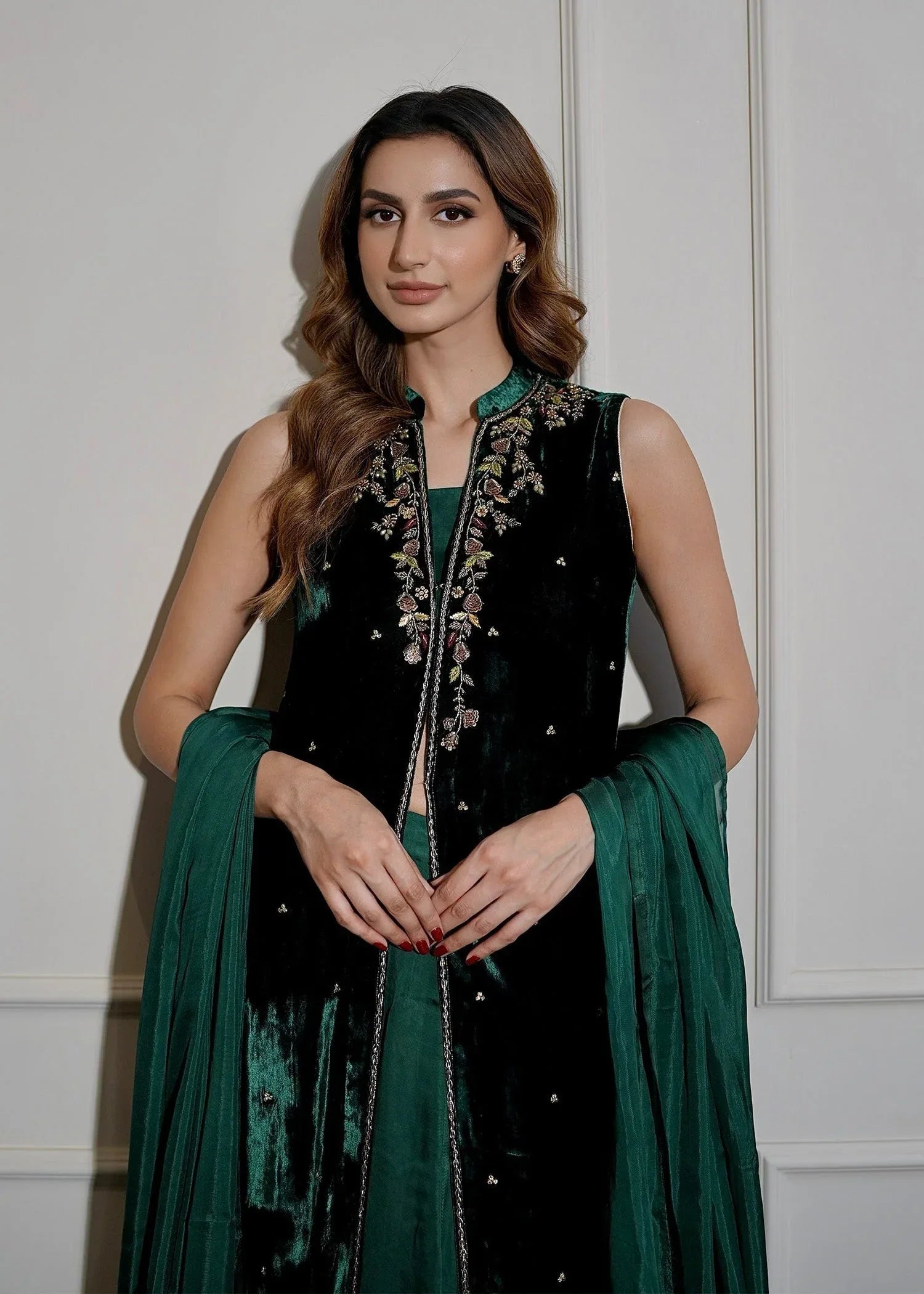 Mahum Asad | Voila Velvets | Emerald - Aqsa Fabrics