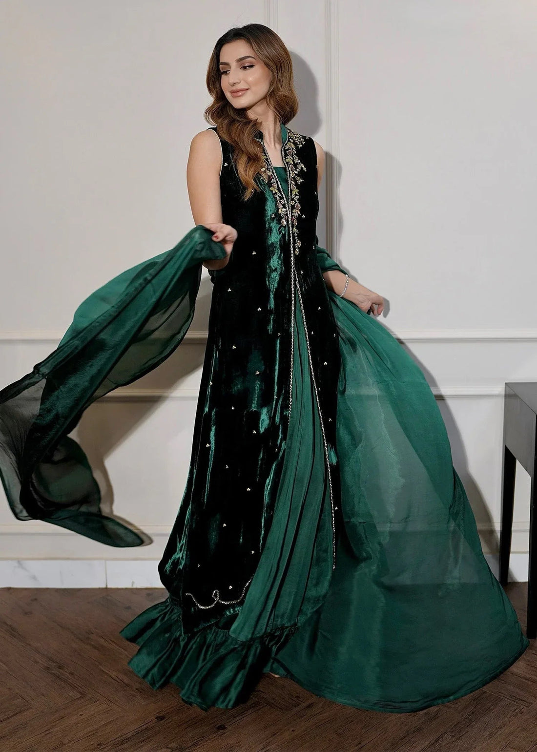 Mahum Asad | Voila Velvets | Emerald - Aqsa Fabrics