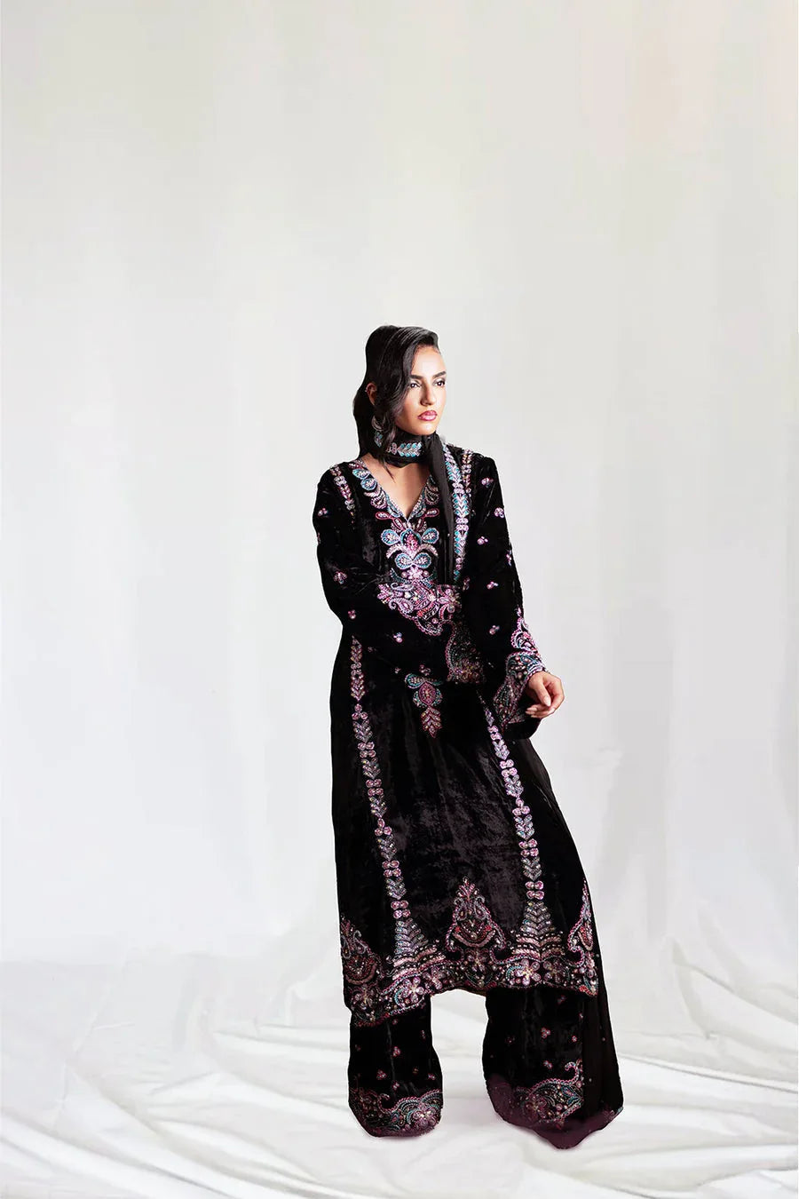 Saira Rizwan | Velvet Pret 25 | ZARQ-SRVP25-03 - Aqsa Fabrics