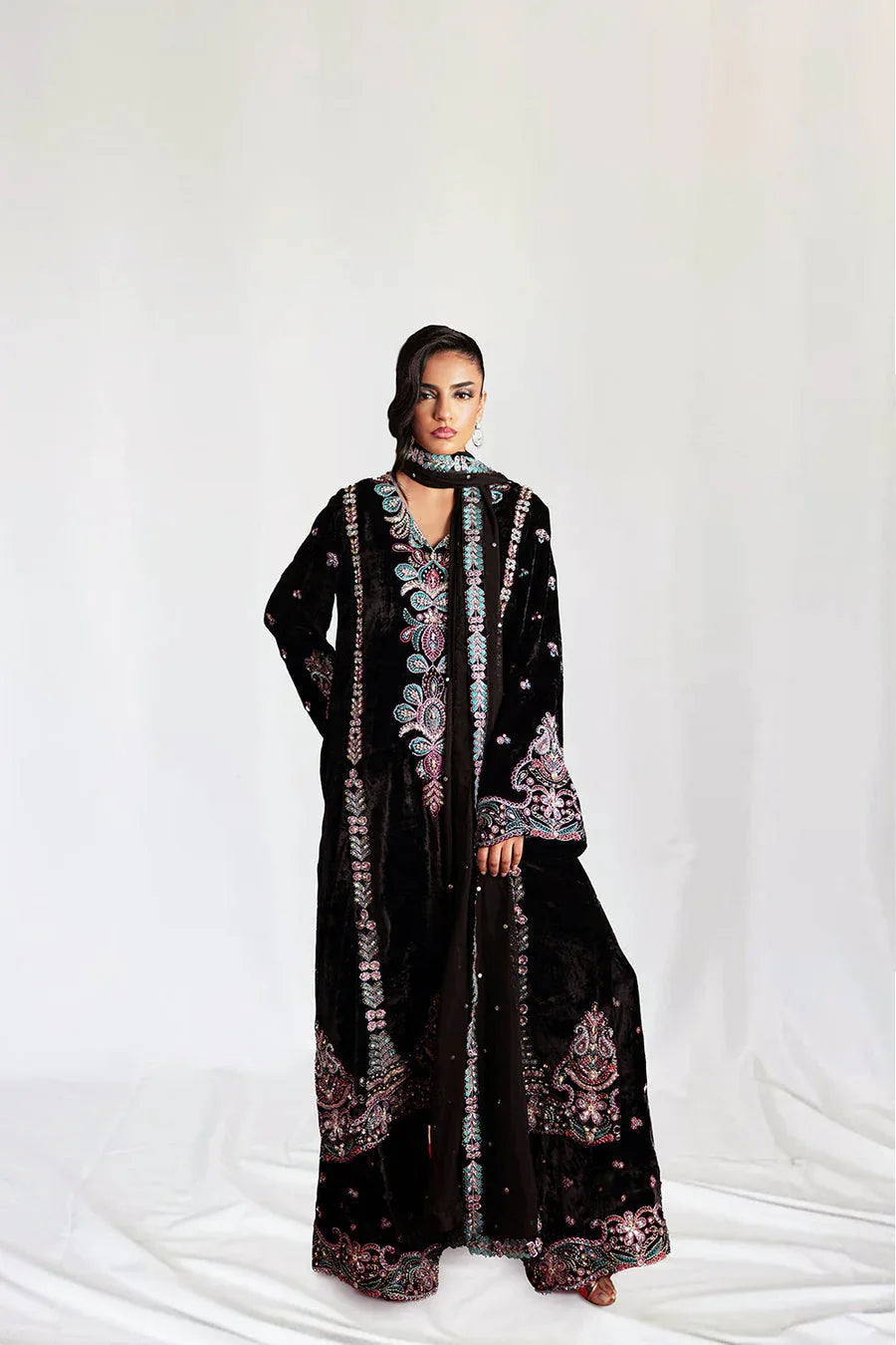 Saira Rizwan | Velvet Pret 25 | ZARQ-SRVP25-03 - Aqsa Fabrics