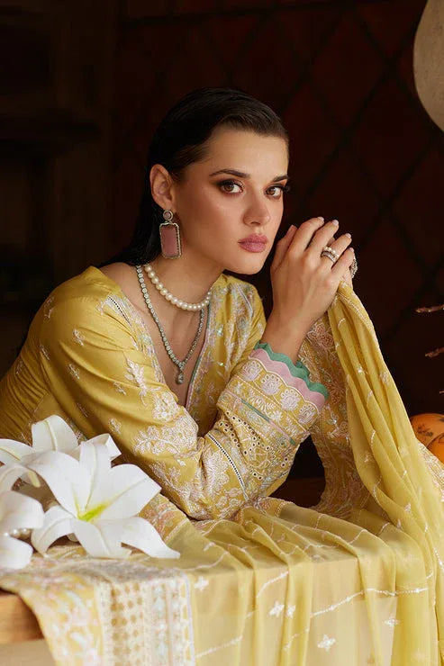 Gulaal | Luxury Lawn 25 | Iris - Aqsa Fabrics