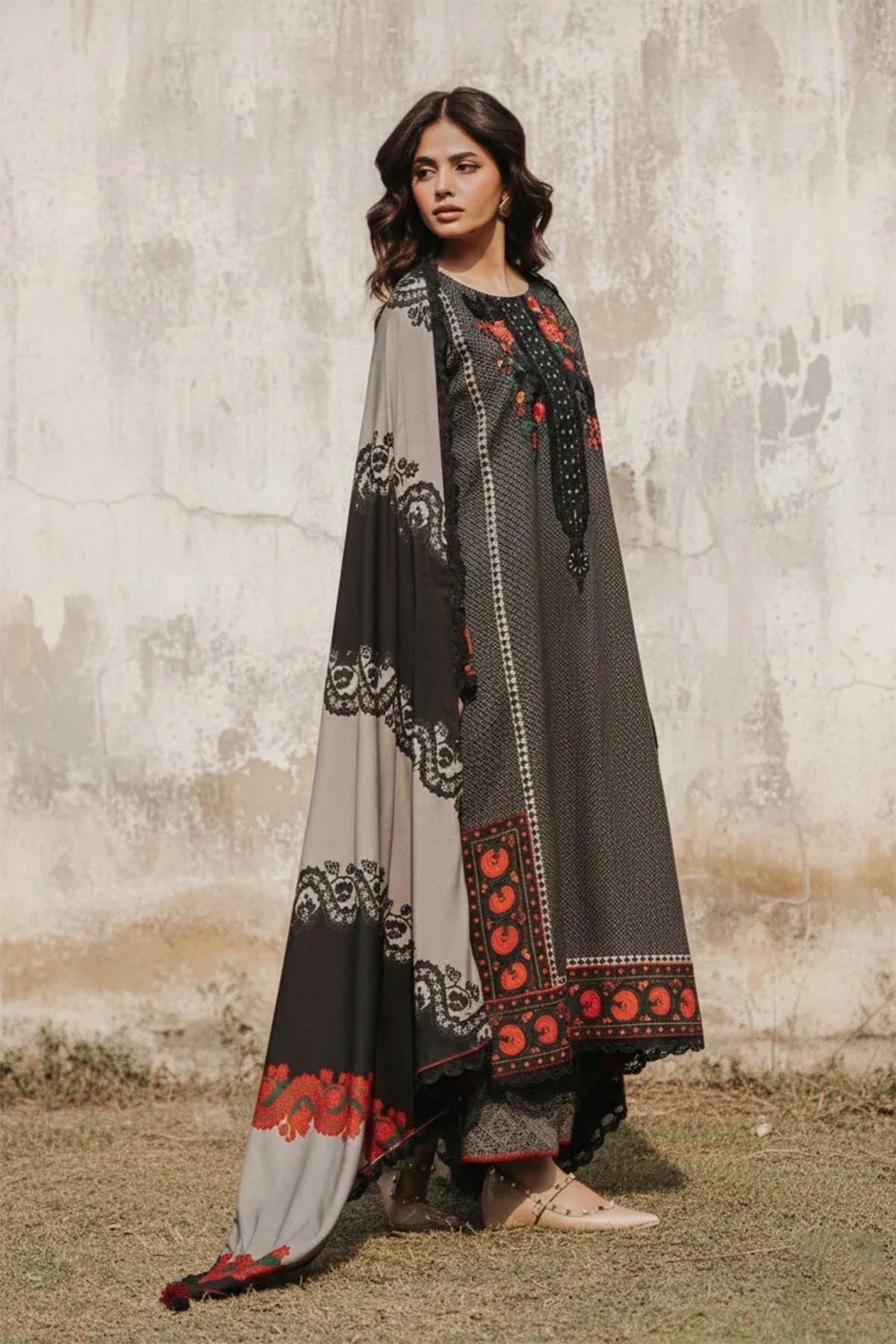 Charizma | Winter Collection | DSCW5-11 - Aqsa Fabrics
