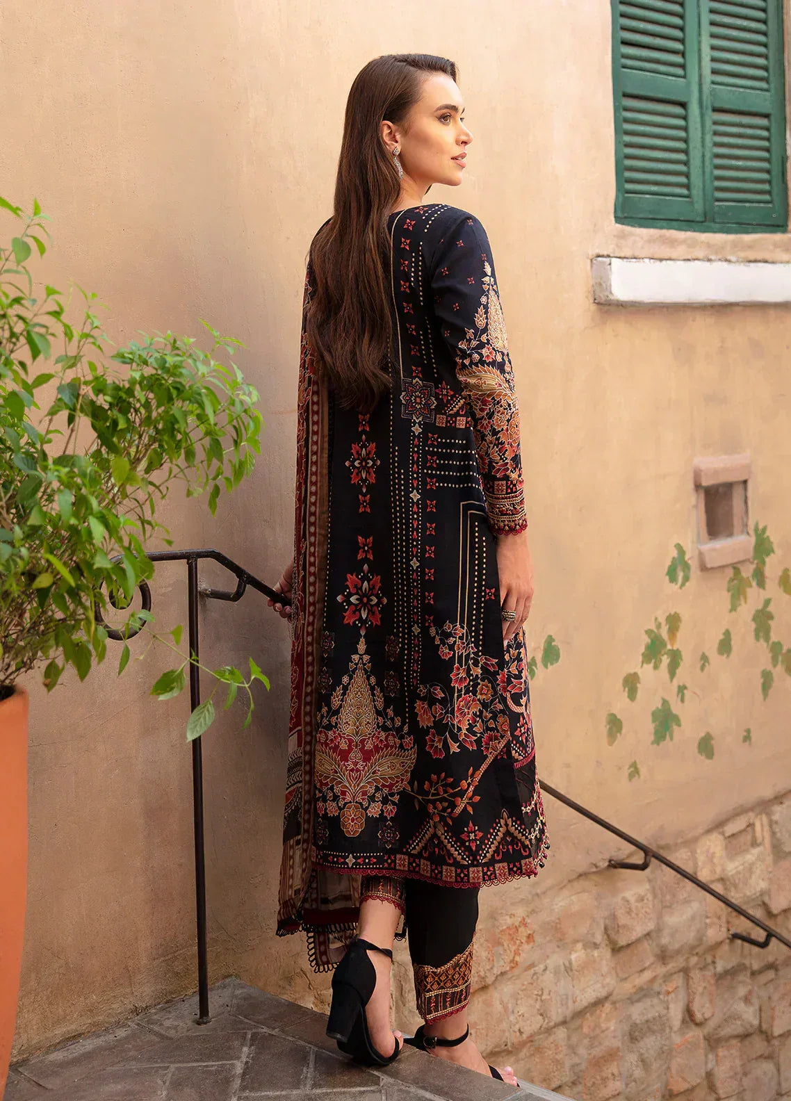 Gulaal | Springtime Ballet | LEYLA (GL-L-24V1-10) - Aqsa Fabrics