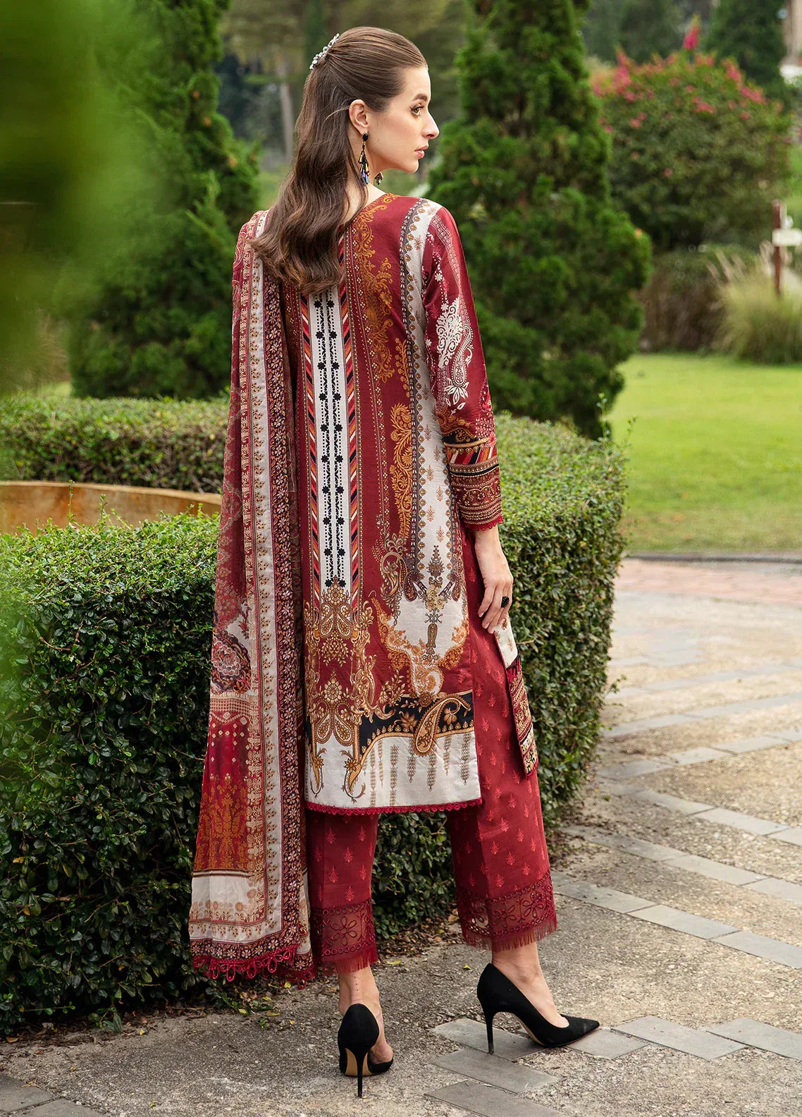 Gulaal | Springtime Ballet | AMARYLLIS (GL-L-24V1-09) - Aqsa Fabrics