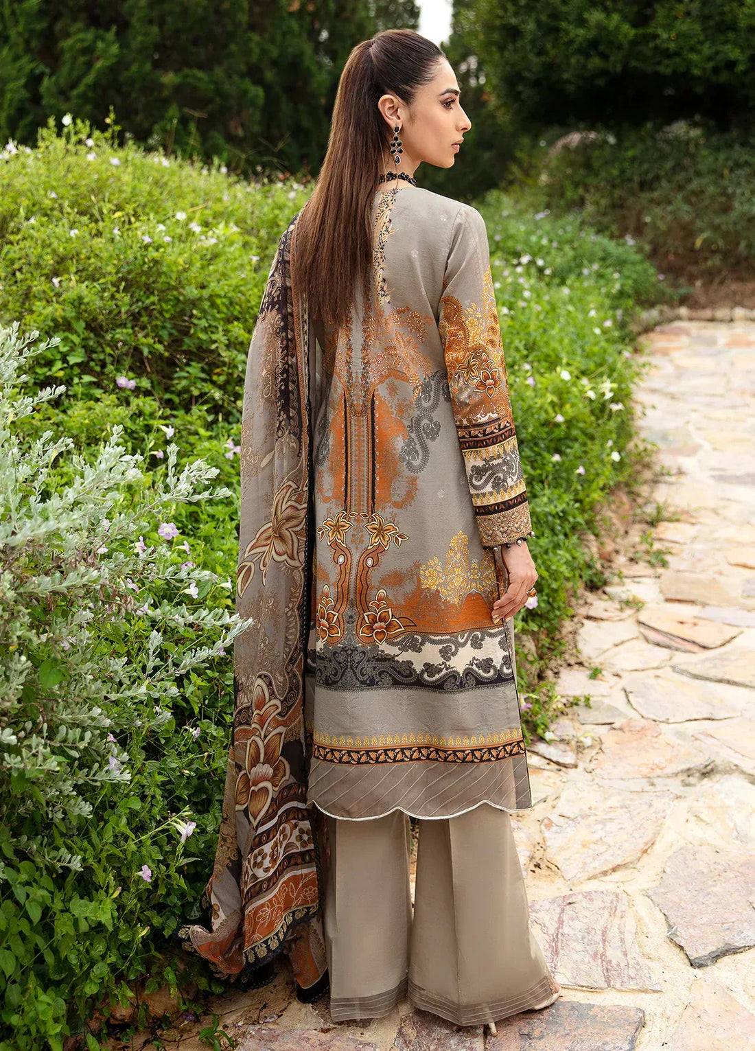 Gulaal | Springtime Ballet | AMIRAT (GL-L-24V1-07) - Aqsa Fabrics