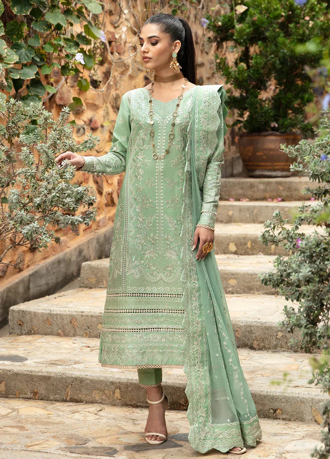 Gulaal | Luxury Lawn 24 | DENIZ (GL-LL-24V1-05) - Aqsa Fabrics