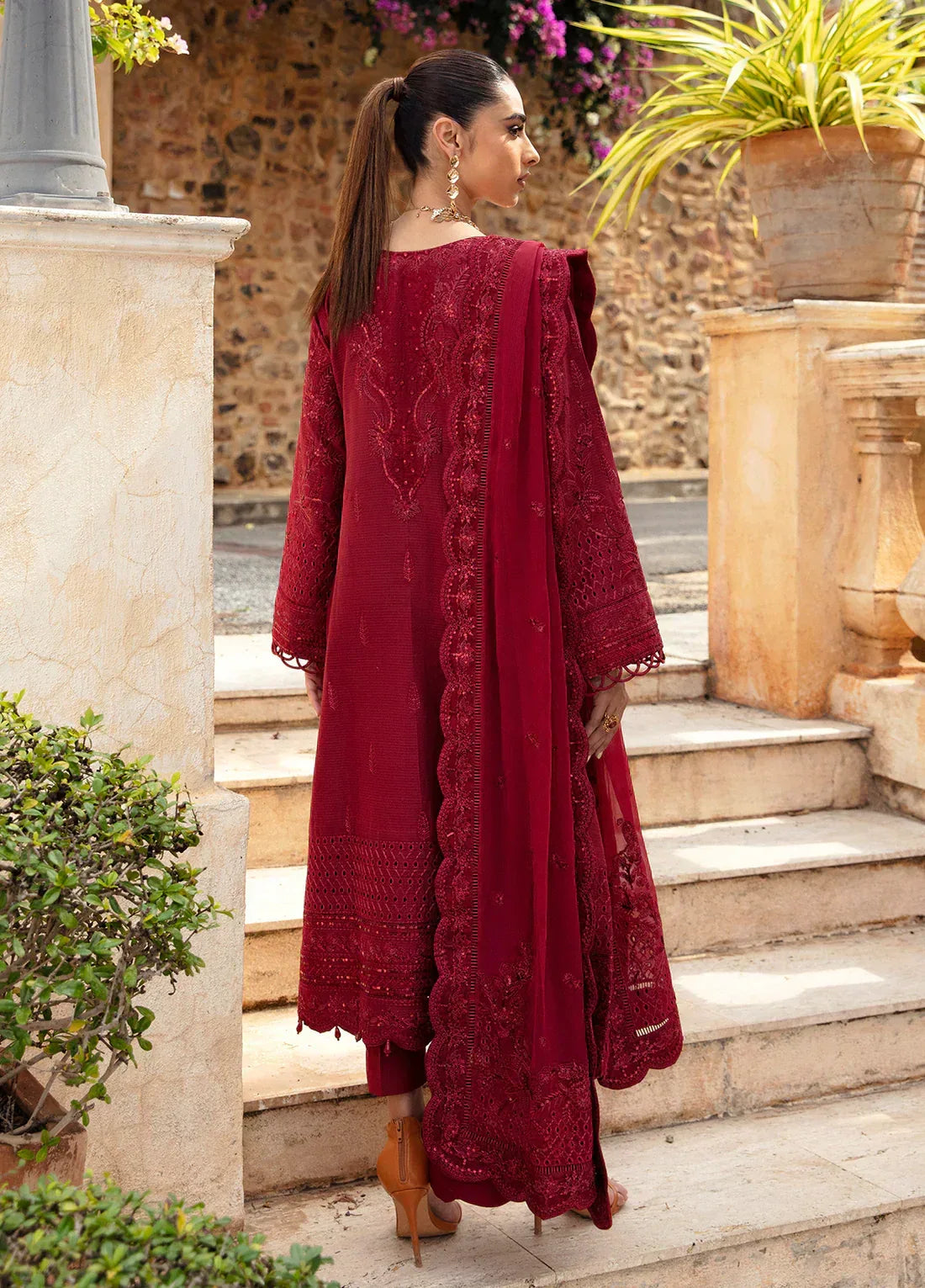 Gulaal | Luxury Lawn 24 | AMELIE (GL-LL-24V1-07) - Aqsa Fabrics