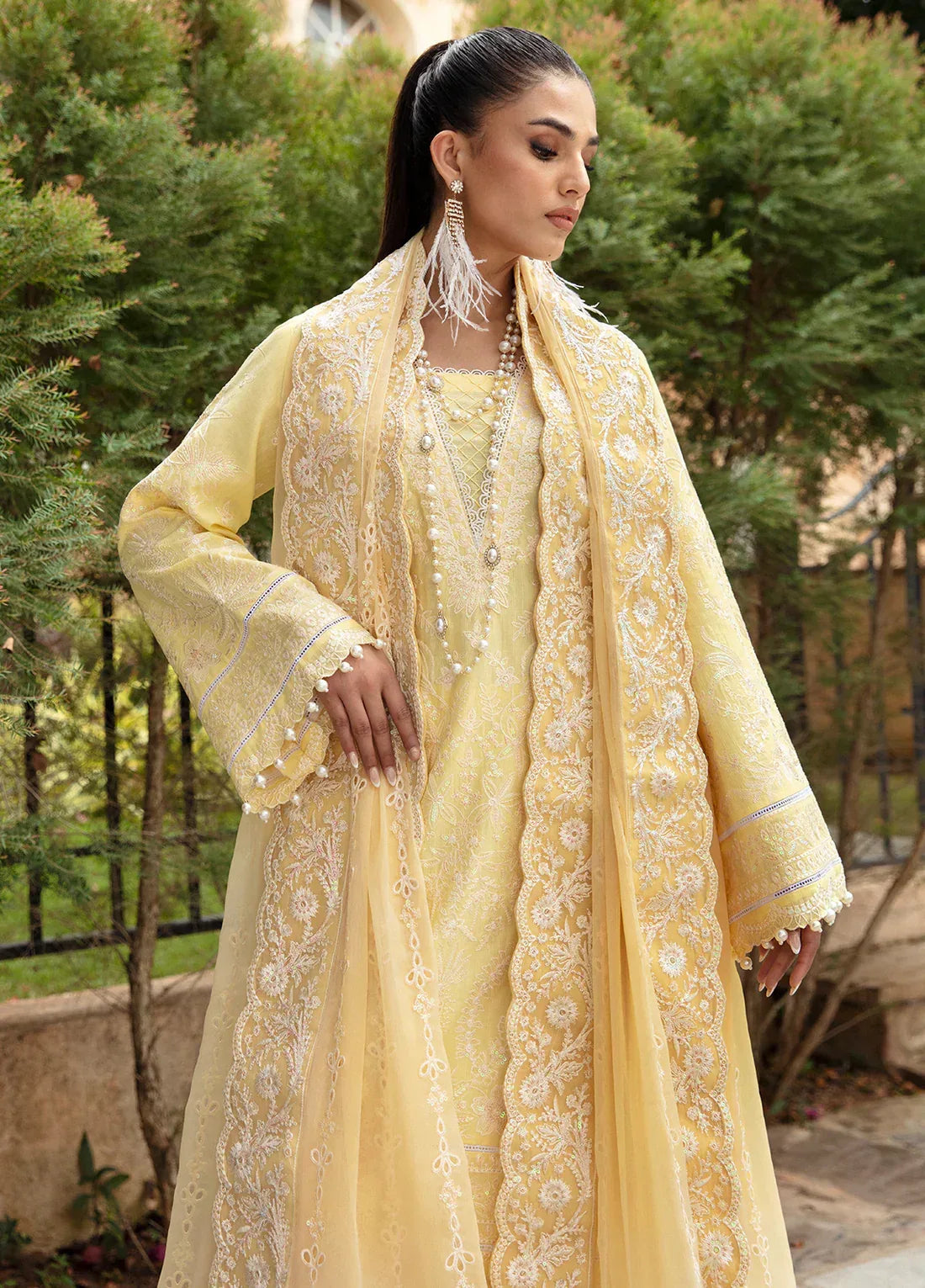 Gulaal | Luxury Lawn 24 | VALERIA (GL-LL-24V1-01) - Aqsa Fabrics