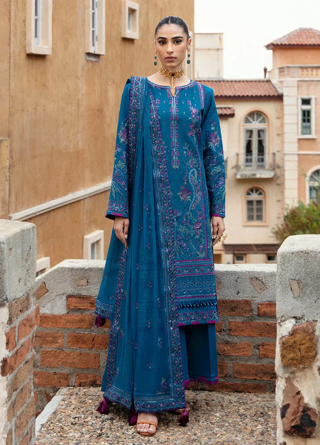 Gulaal | Luxury Lawn 24 | FELICIA (GL-LL-24V1-04) - Aqsa Fabrics