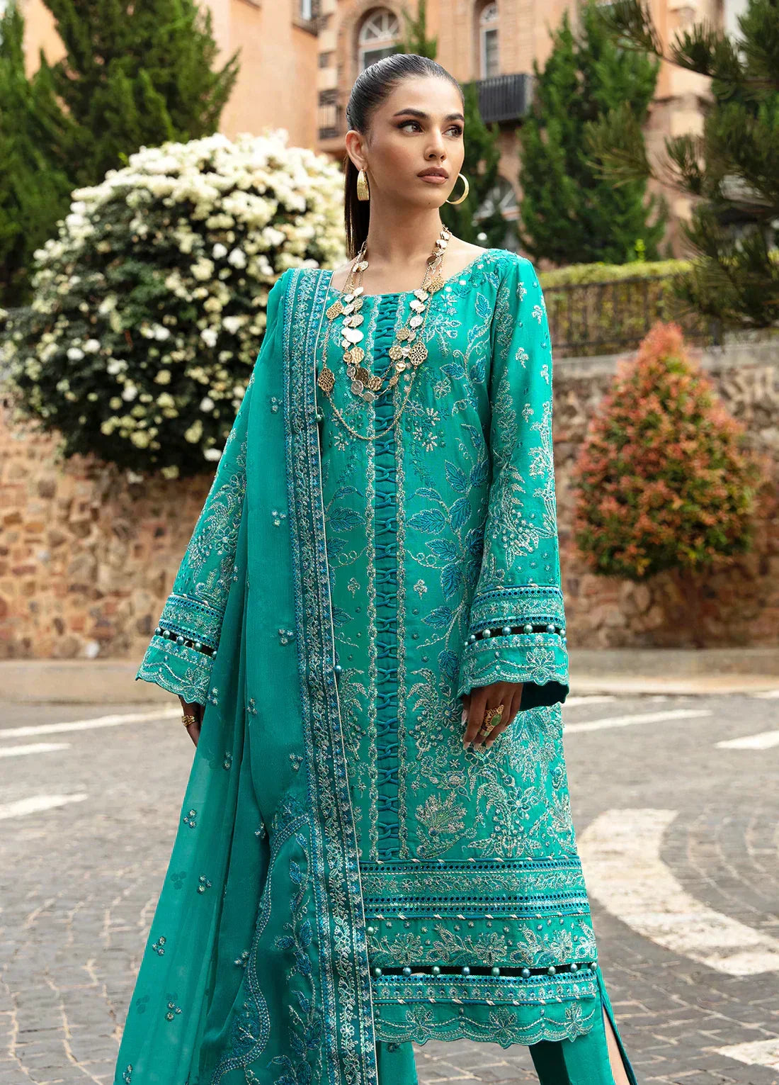 Gulaal | Luxury Lawn 24 | CIANA (GL-LL-24V1-08) - Aqsa Fabrics