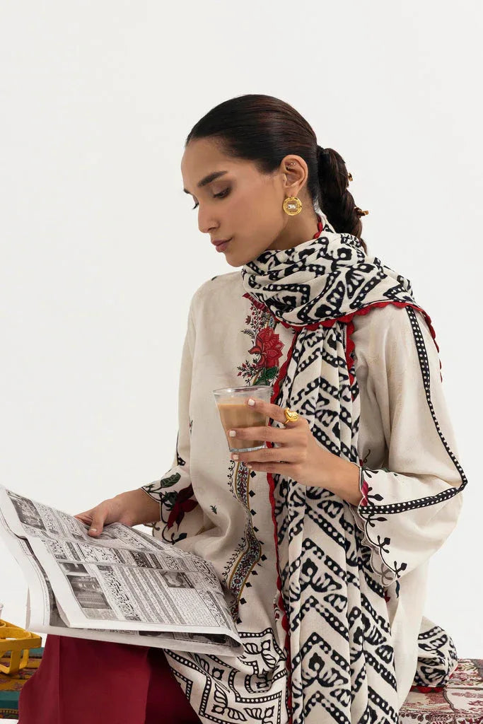 Sana Safinaz | Mahay Winter 25 | H255-004A-3CY - Aqsa Fabrics