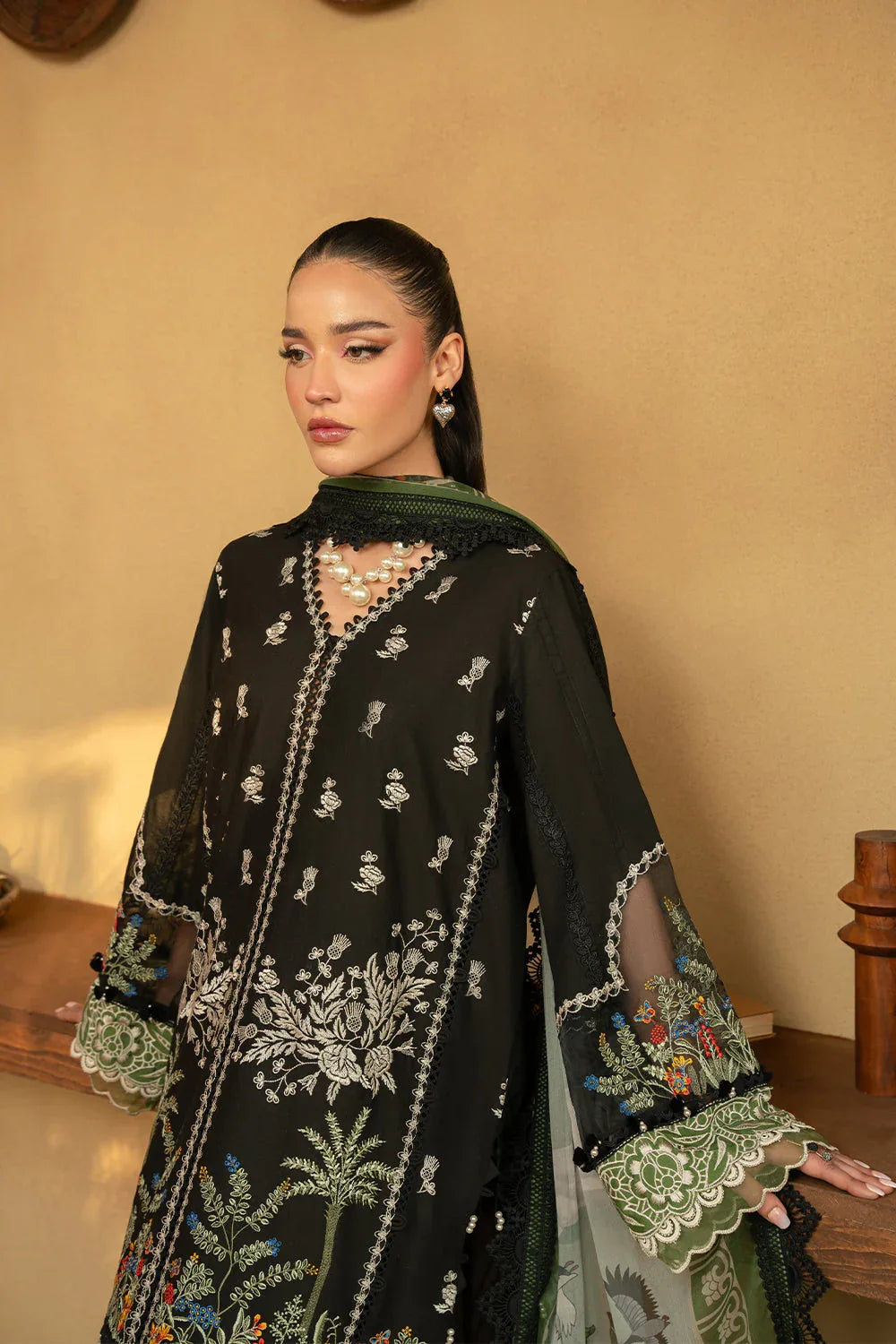 Saira Rizwan | Luxury Lawn 25 | MARY-SRL25-07 - Aqsa Fabrics