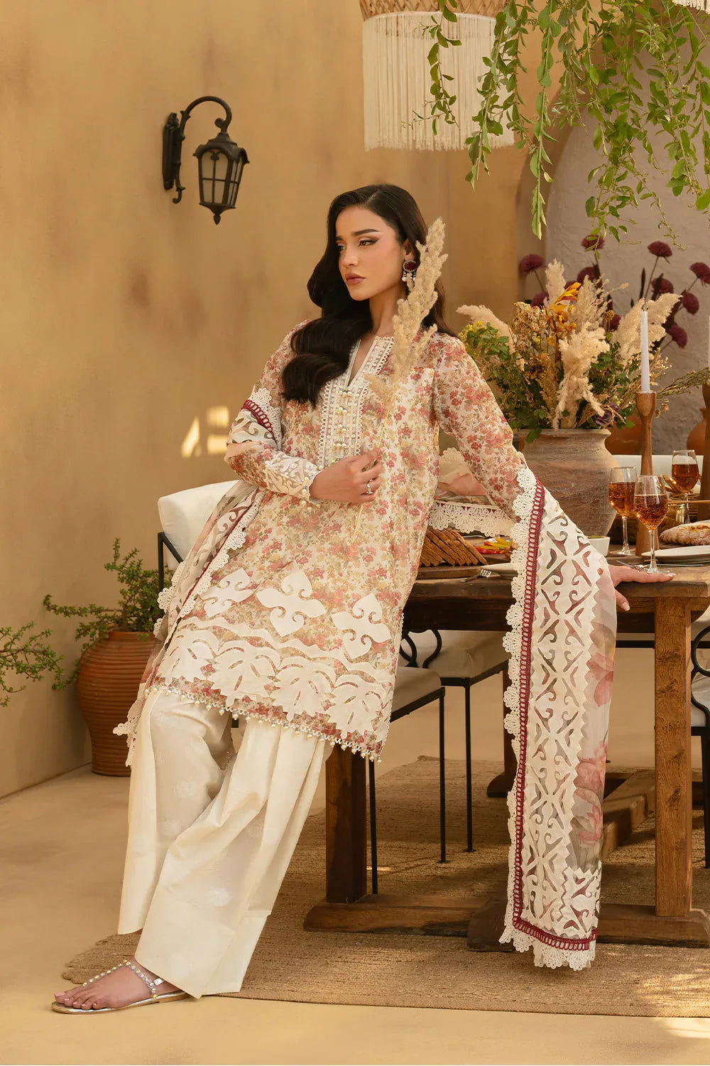 Saira Rizwan | Luxury Lawn 25 | MAYA-SRL25-06 - Aqsa Fabrics