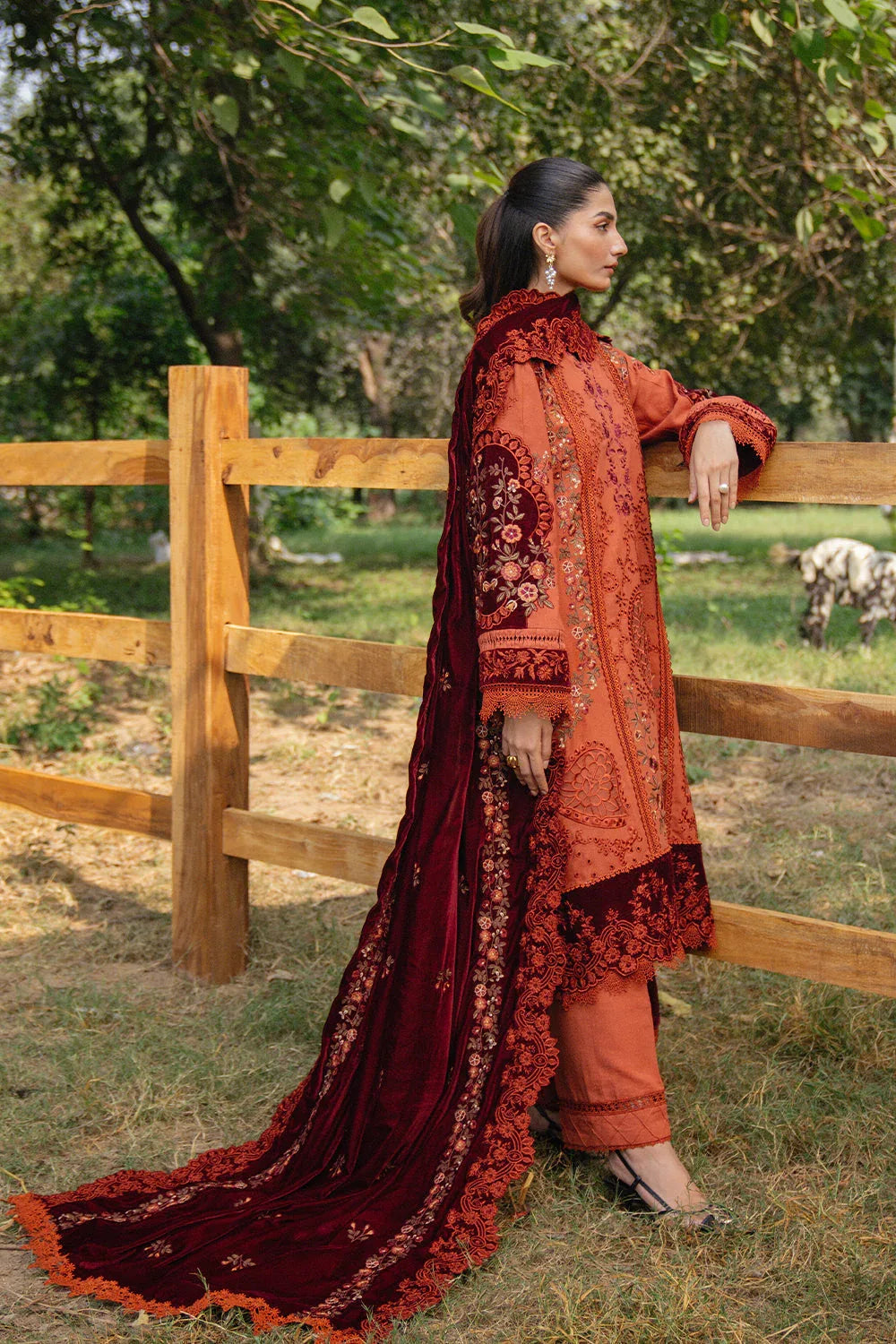 Saira Rizwan | Winter 2024 | CIRO-SRW24-10 - Aqsa Fabrics