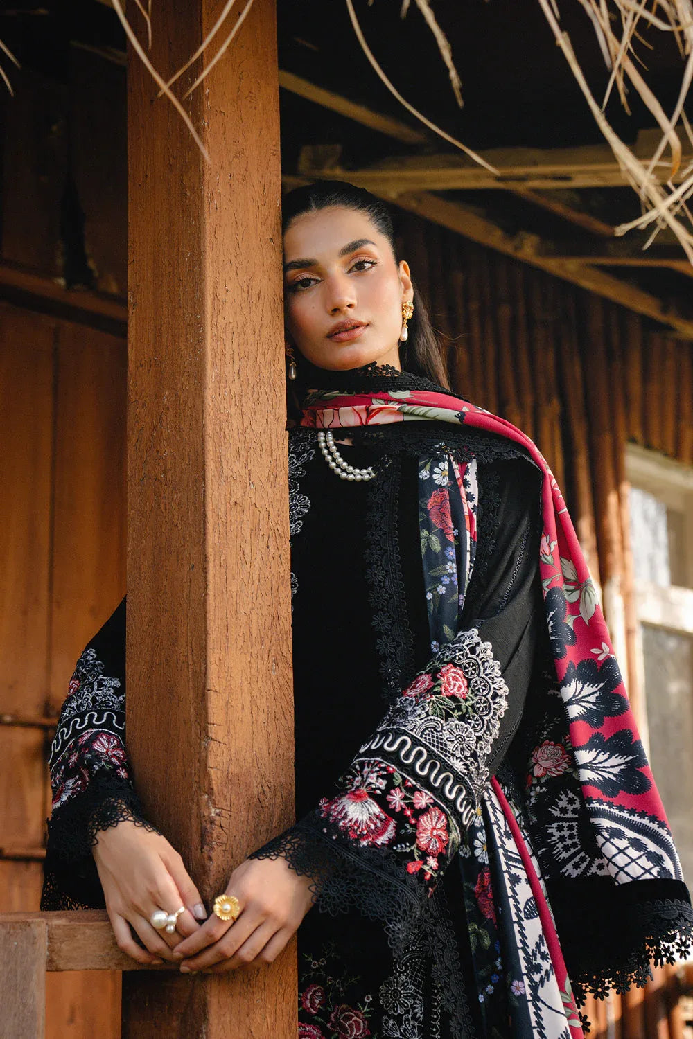 Saira Rizwan | Winter 2024 | REVNA-SRW24-08 - Aqsa Fabrics