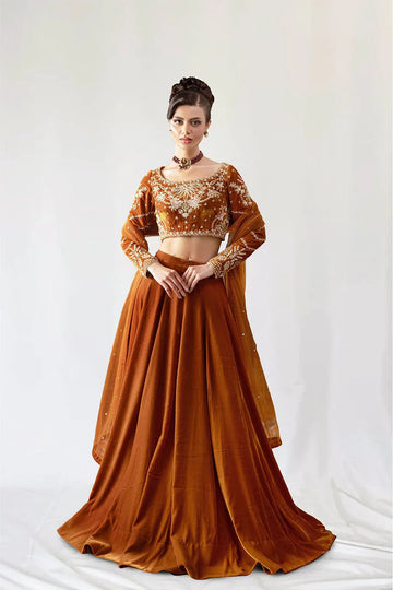 Saira Rizwan | Velvet Pret 25 | AMBERIN-SRVP25-11 - Aqsa Fabrics
