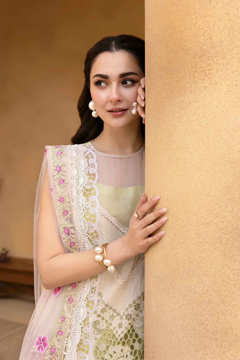 Saira Rizwan | Luxury Lawn 25 | VERA-SRL25-05 - Aqsa Fabrics