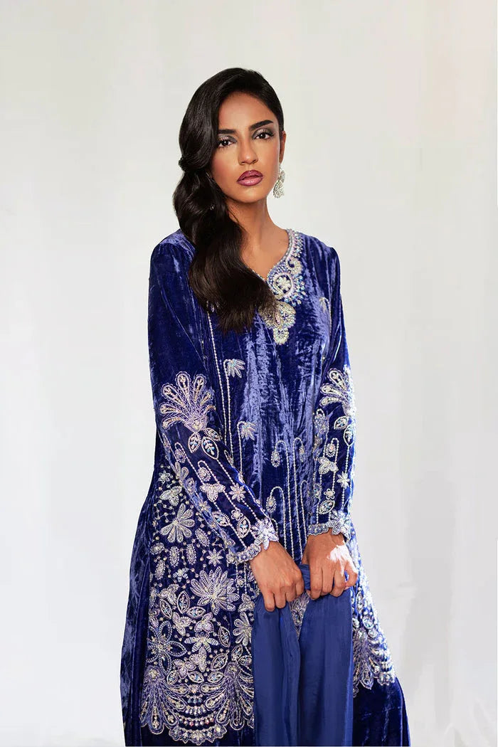 Saira Rizwan | Velvet Pret 25 | ZARREEN-SRVP25-02 - Aqsa Fabrics