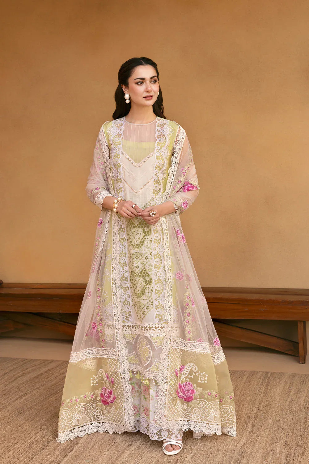 Saira Rizwan | Luxury Lawn 25 | VERA-SRL25-05 - Aqsa Fabrics