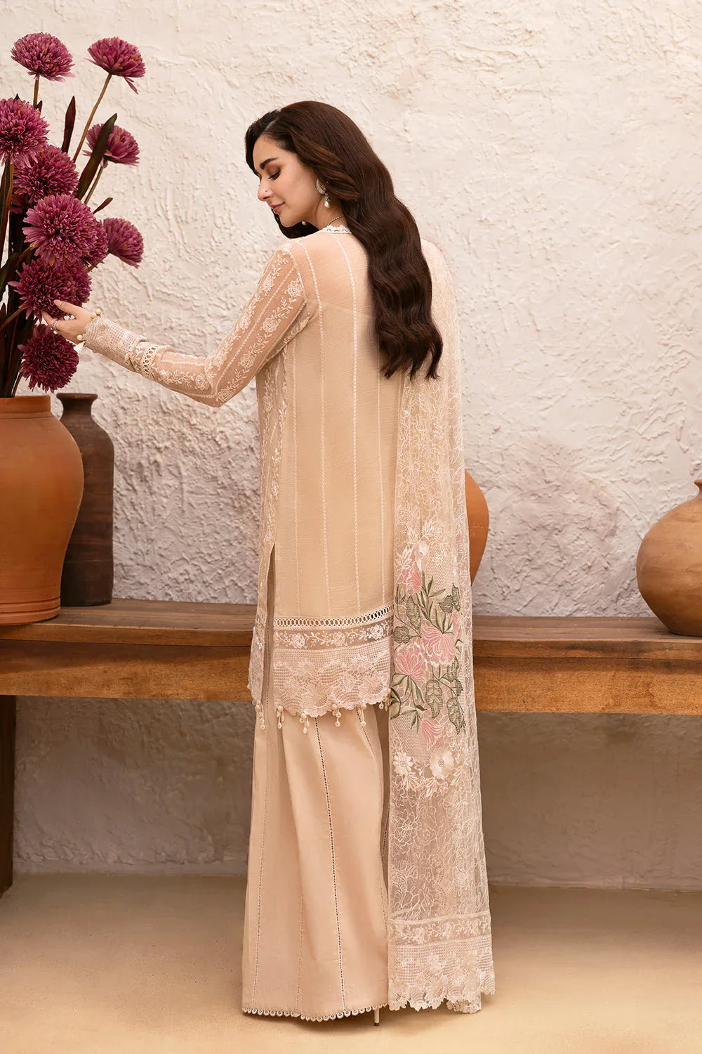 Saira Rizwan | Luxury Lawn 25 | MADONNA-SRL25-08 - Aqsa Fabrics