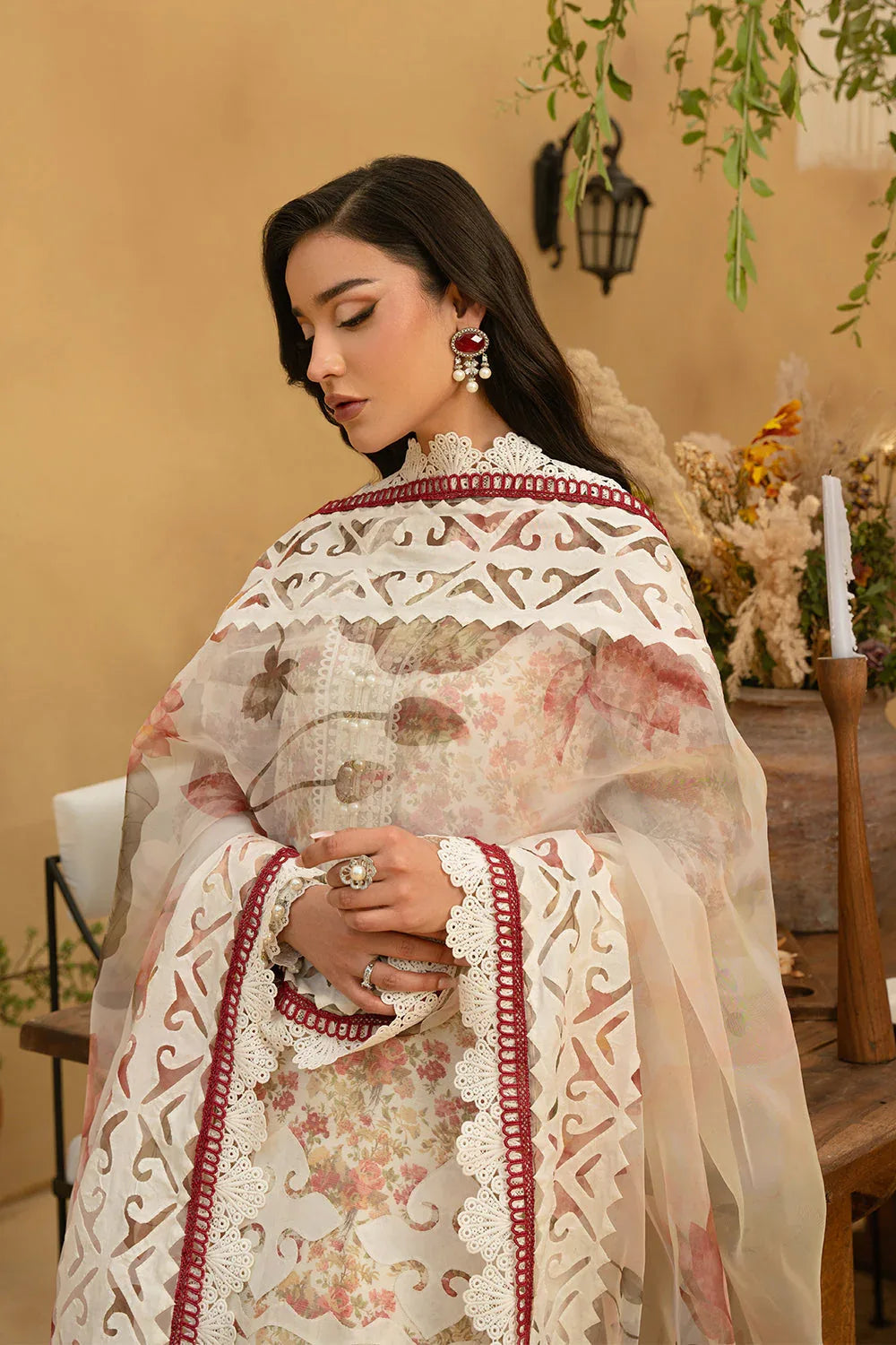 Saira Rizwan | Luxury Lawn 25 | MAYA-SRL25-06 - Aqsa Fabrics
