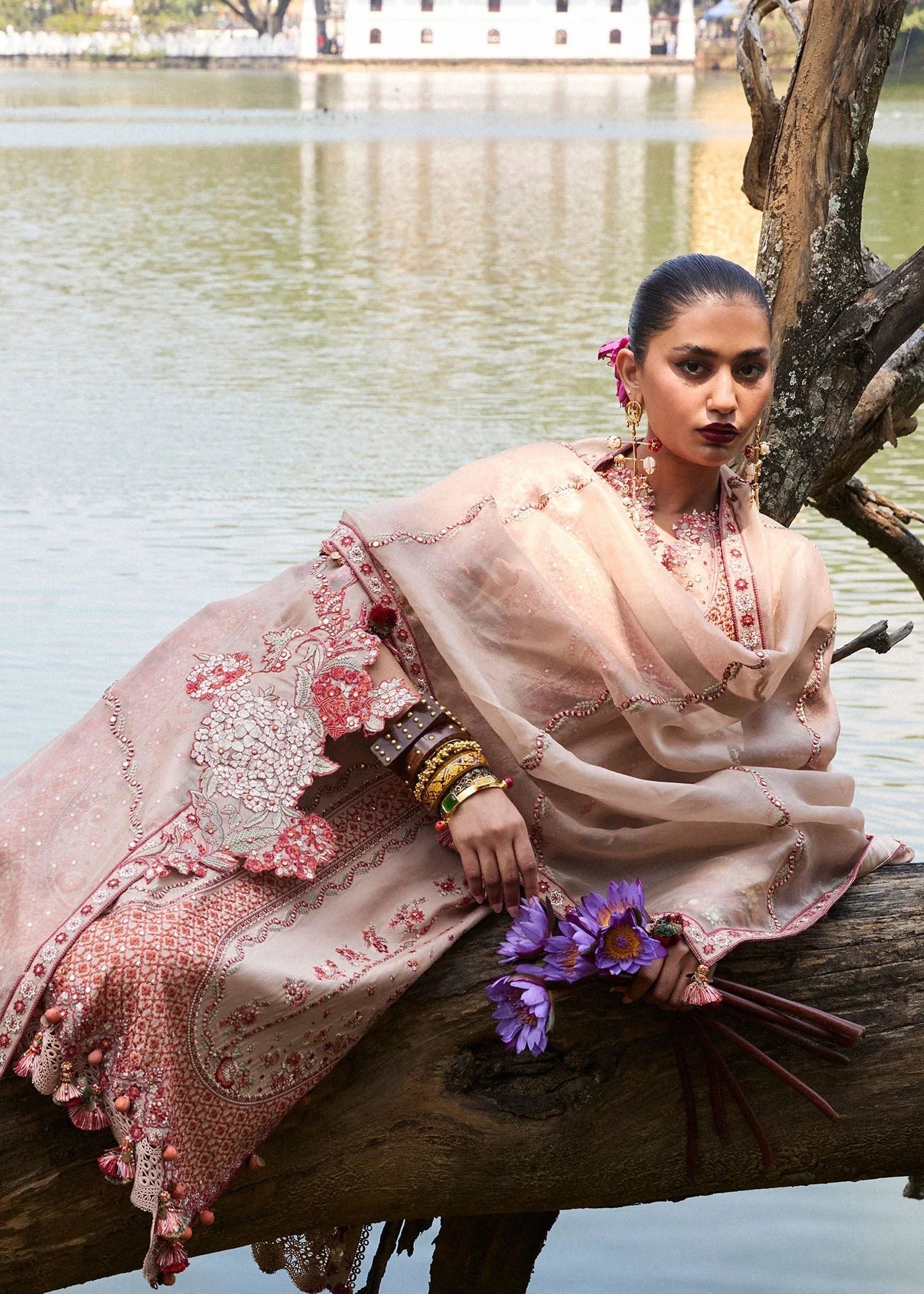 Hussain Rehar | Luxury Lawn 25 | Mari - Aqsa Fabrics