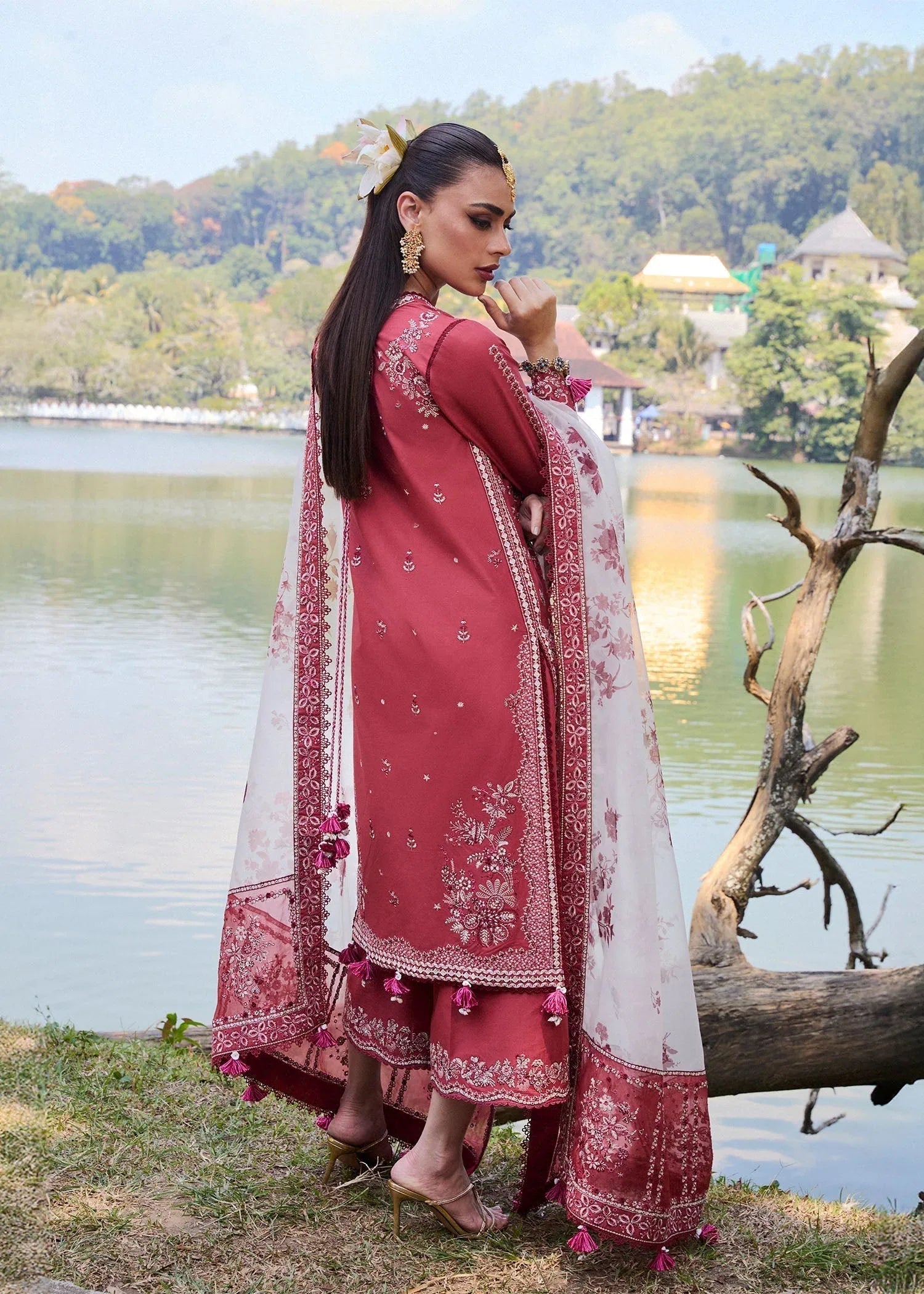 Hussain Rehar | Luxury Lawn 25 | Flare - Aqsa Fabrics