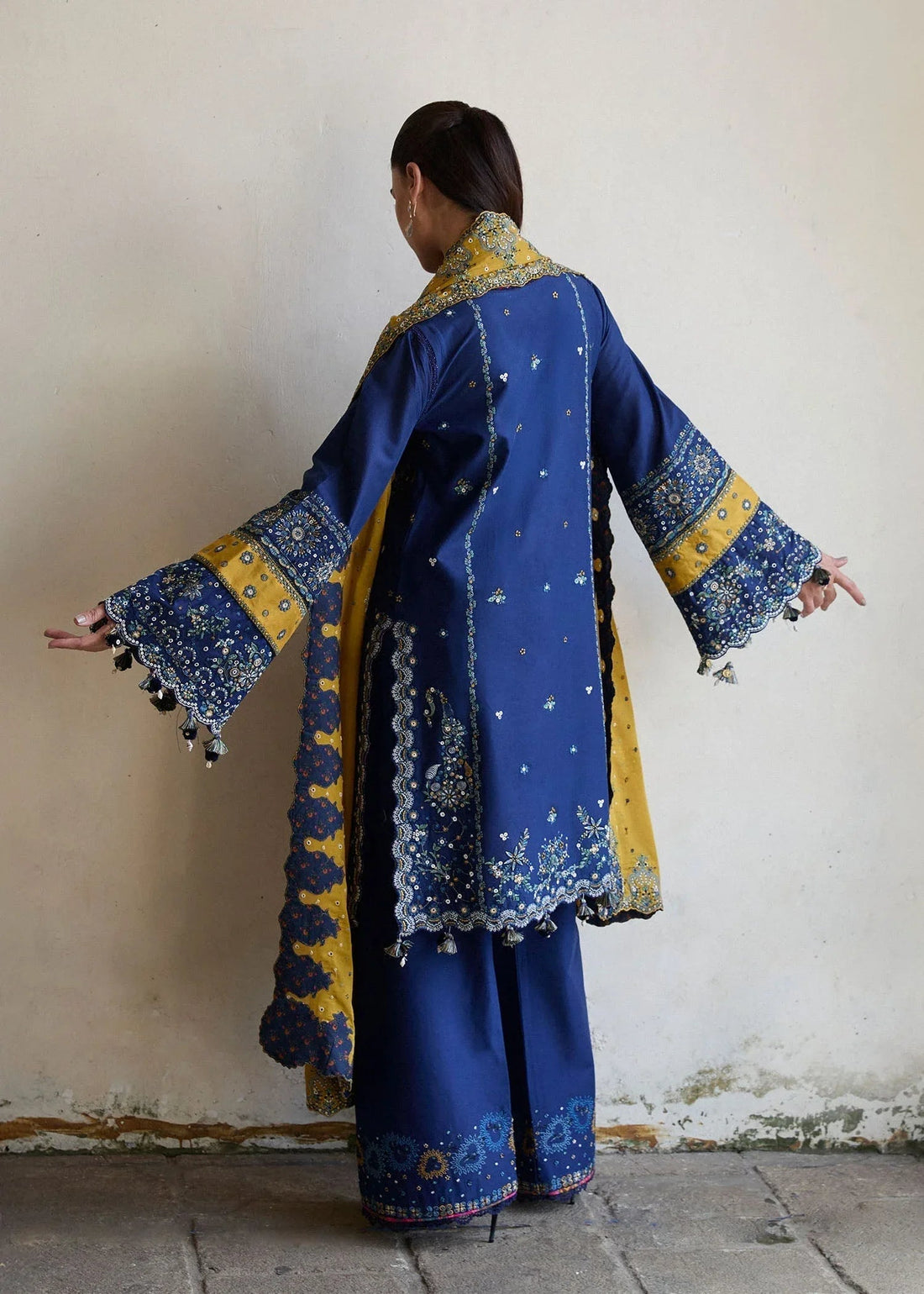 Hussain Rehar | Luxury Lawn 25 | Riviera - Aqsa Fabrics