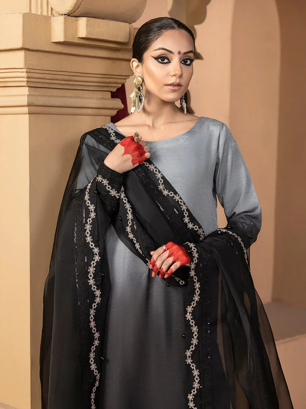Hem Stitch | Raw Silk Edit 25 | Hazel - Aqsa Fabrics