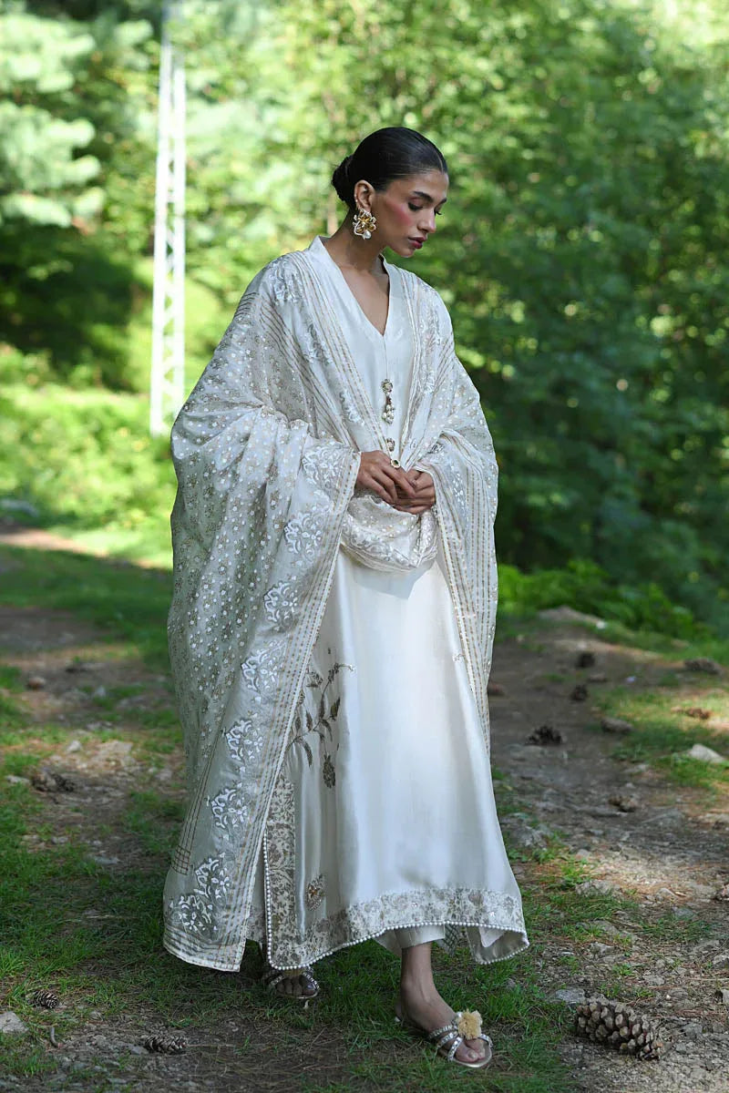 Hue Pret | Farasha Luxury Pret | Kyra - Aqsa Fabrics