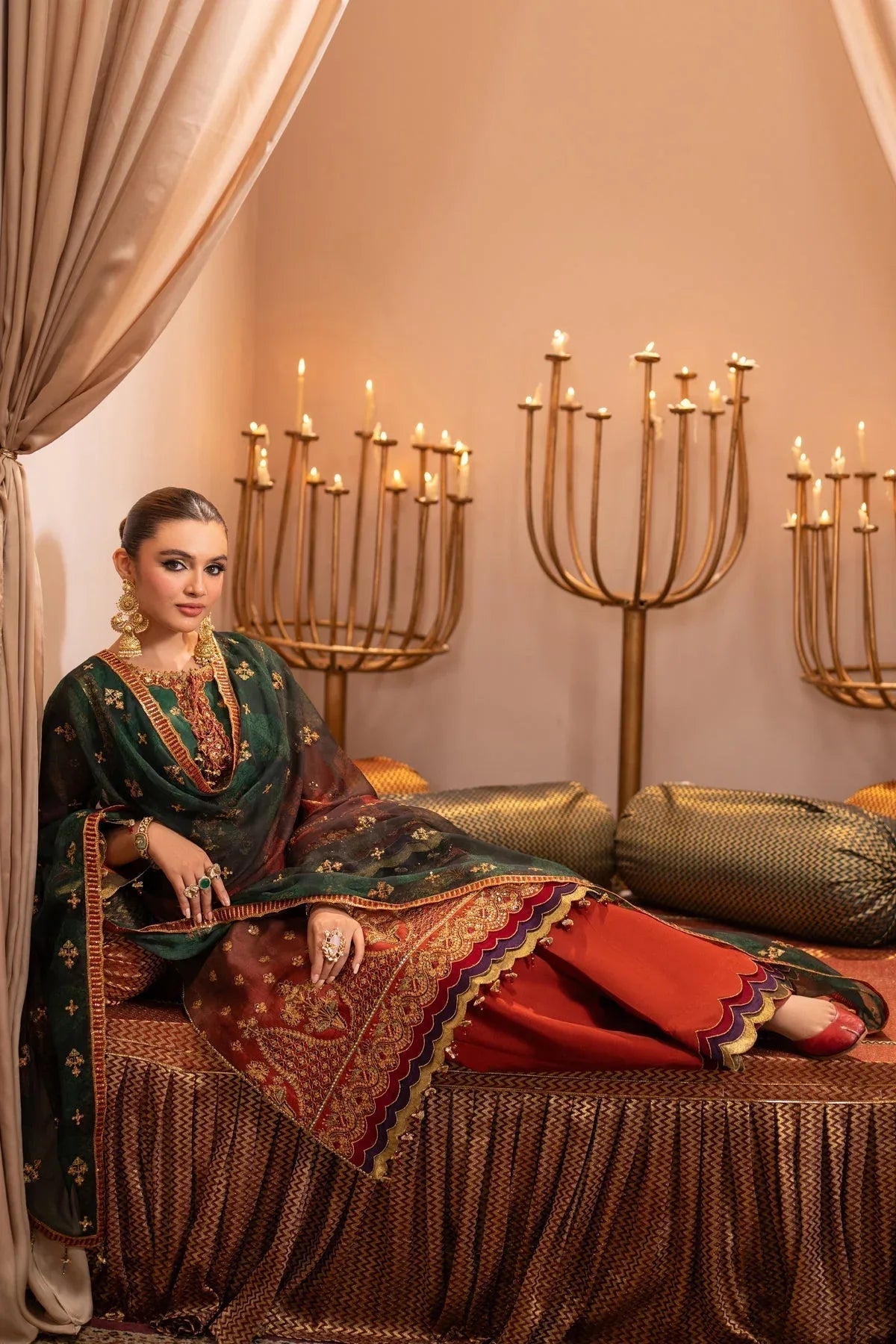 Alizeh | Jhalak Formals | AF-JHLK-02-HUSN - Aqsa Fabrics