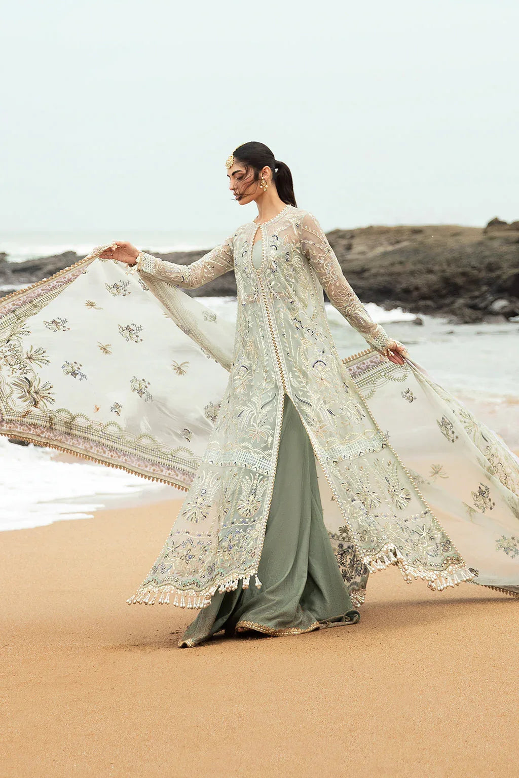 Afrozeh | Dastangoi Wedding Formal'24 | AWE-08 SHANZAY - Aqsa Fabrics