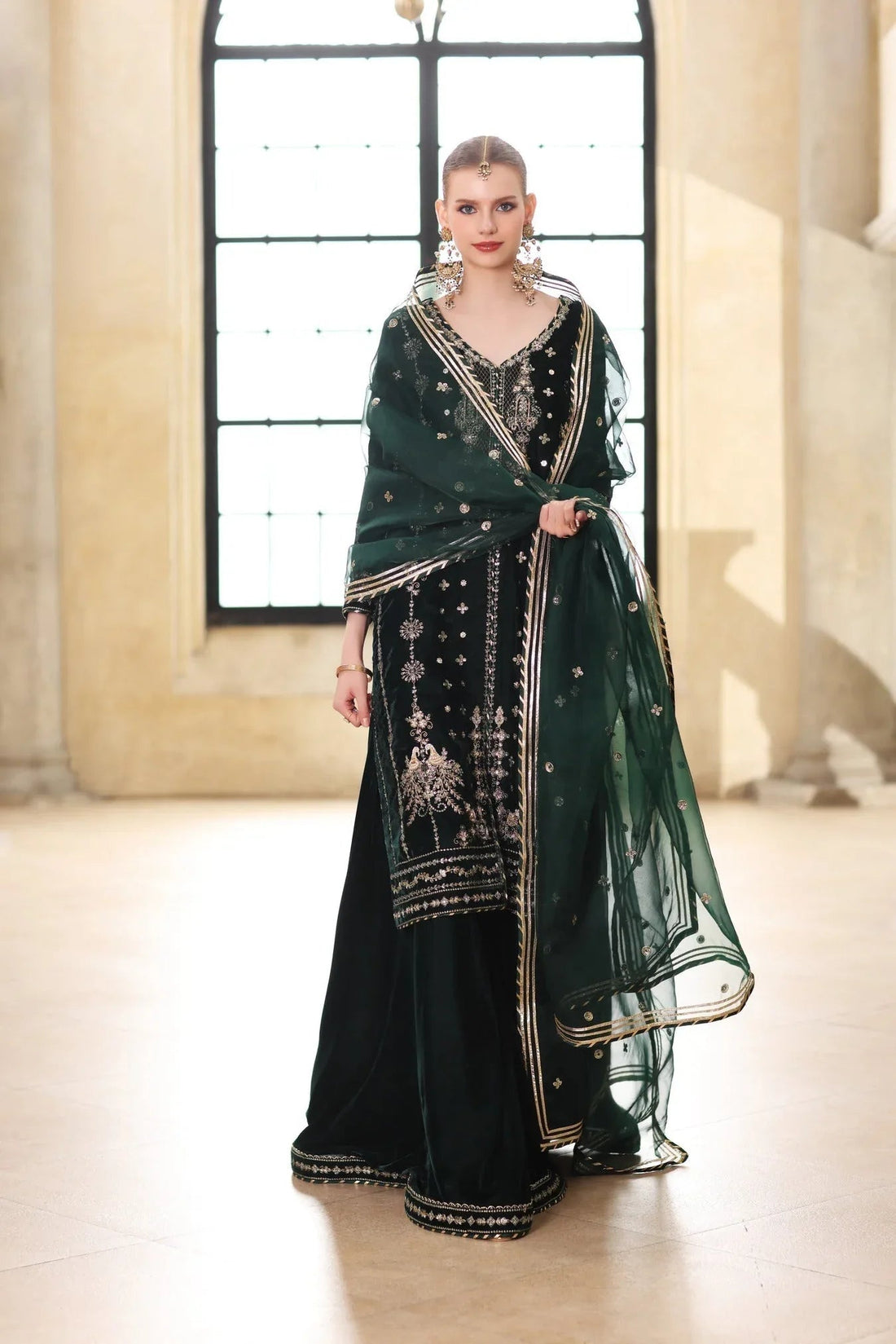 Noor by Saadia Asad | Handcrafted Velvet 25 |Zamurrud - Aqsa Fabrics
