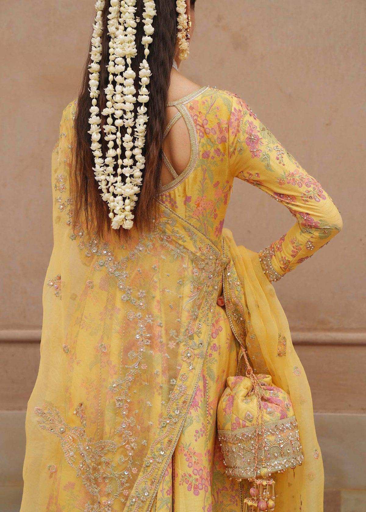 Kanwal Malik | Saheli Luxury Pret 24 | Hoorain