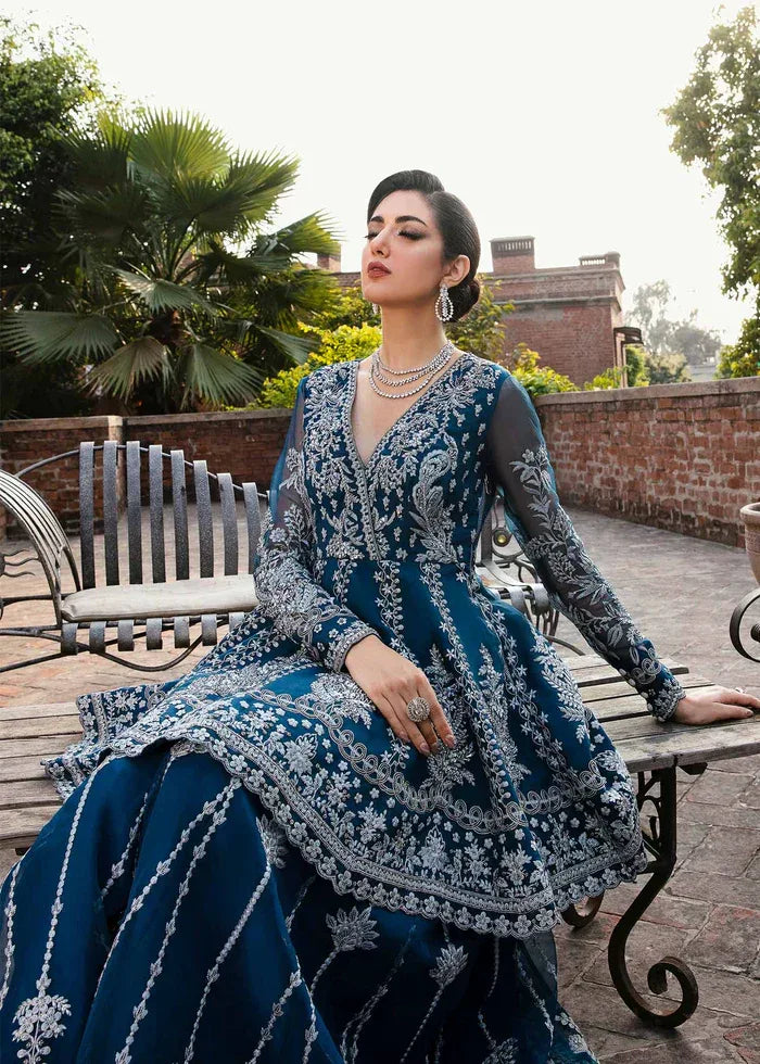 Akbar Aslam_NAYARA - Aqsa Fabrics