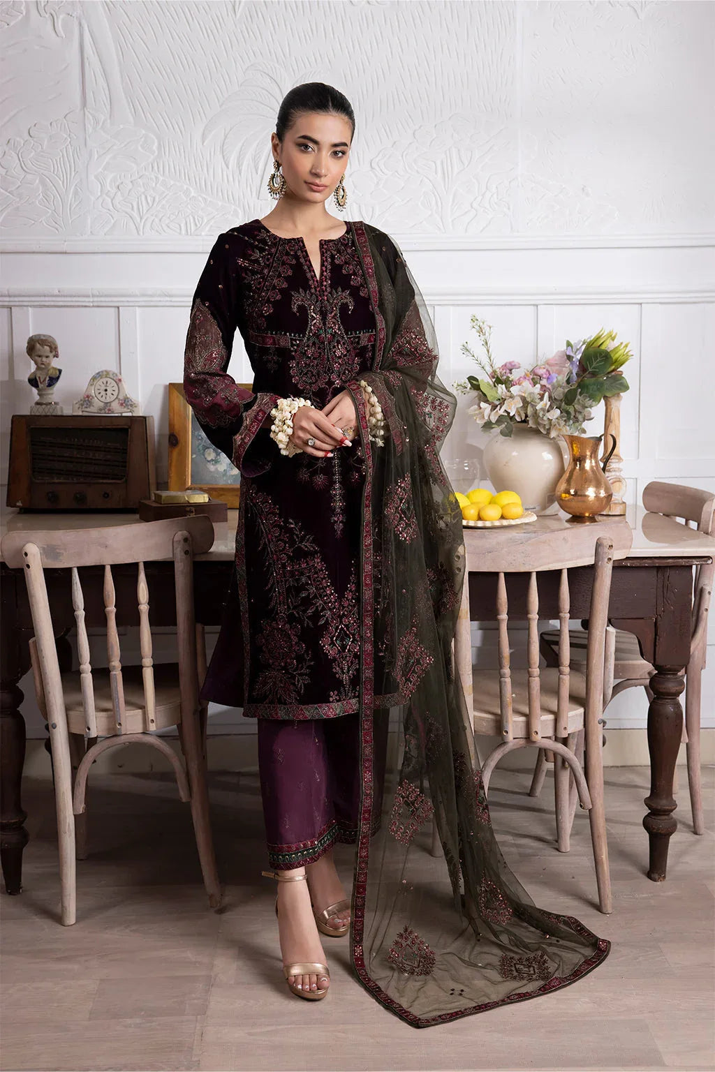 IZNIK | IV-30 AZITAH - Aqsa Fabrics