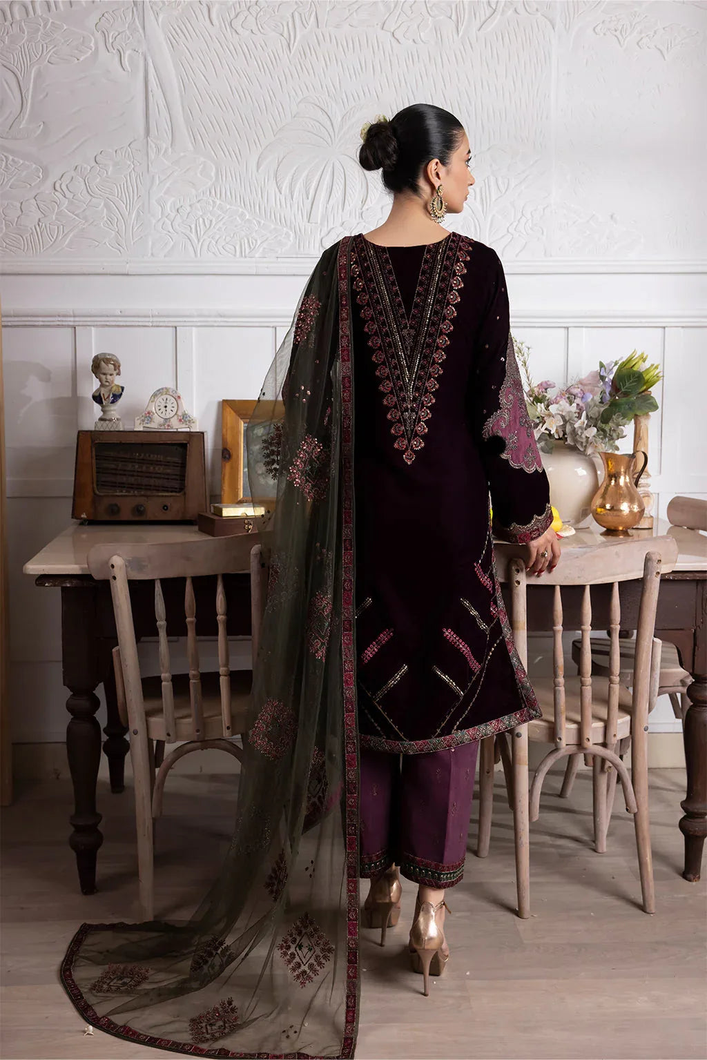 IZNIK | IV-30 AZITAH - Aqsa Fabrics