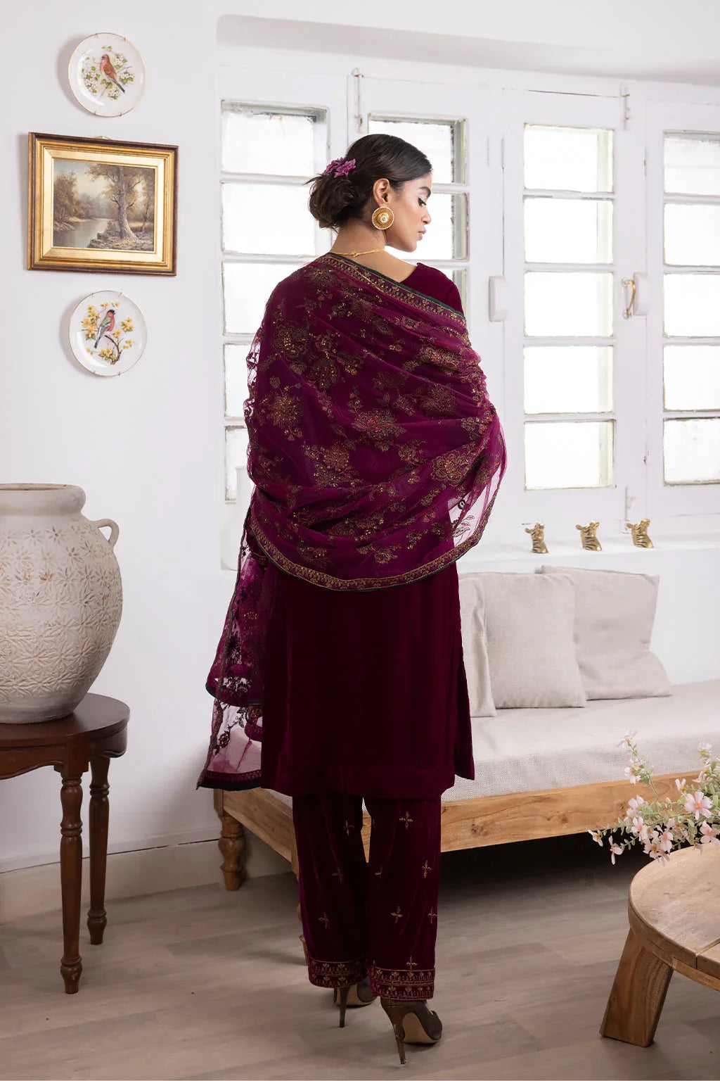 IZNIK | IV-31 SHIRIN - Aqsa Fabrics