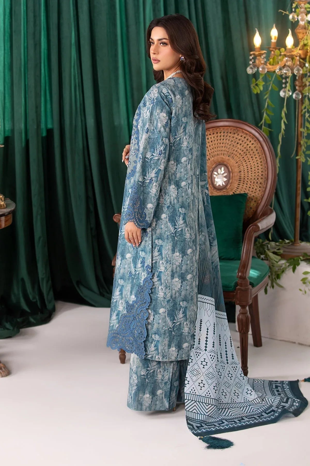 Imrozia Premium | Masakali Winter Pret | I.P-82 Hala - Aqsa Fabrics