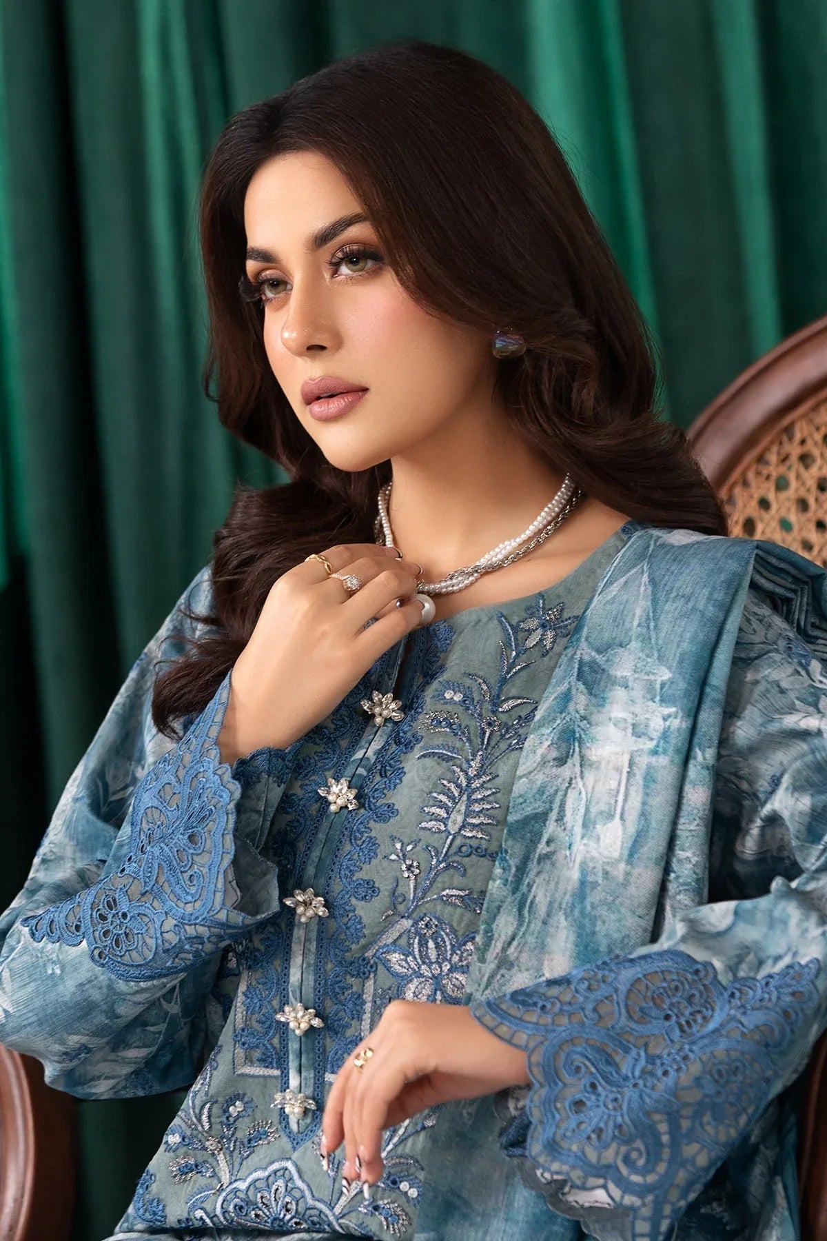 Imrozia Premium | Masakali Winter Pret | I.P-82 Hala - Aqsa Fabrics