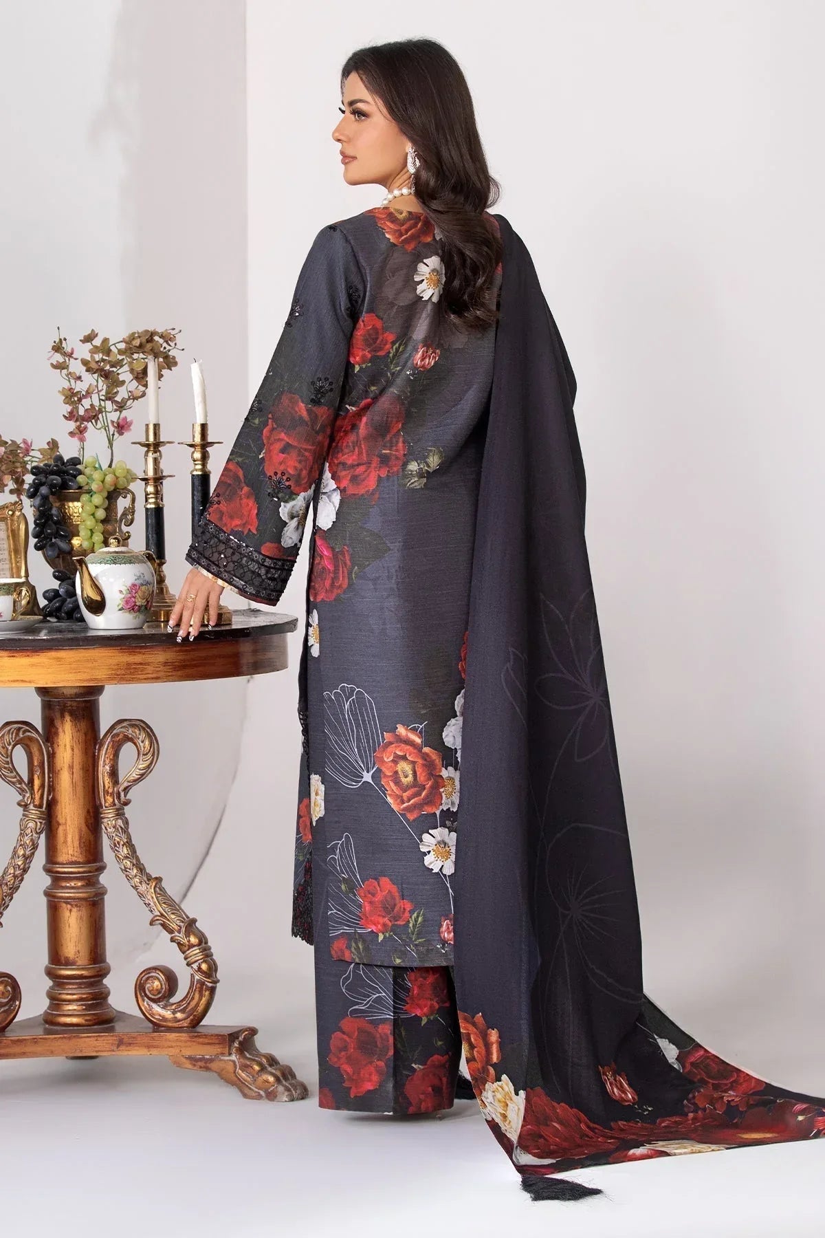 Imrozia Premium | Masakali Winter Pret | I.P-84 Kajal - Aqsa Fabrics