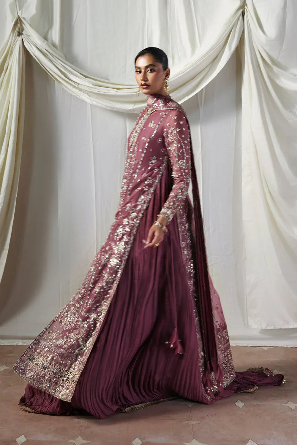 Soraya | Lumene Festive 26 | Isolde - Aqsa Fabrics