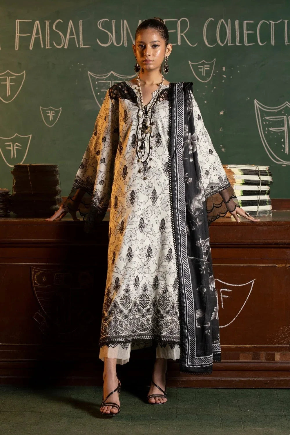 Ittehad | Embroidered Lawn | I-13 - Aqsa Fabrics