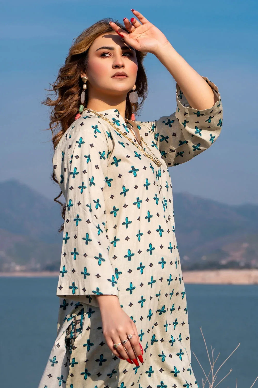 Ittehad | Embroidered Lawn | I-31 - Aqsa Fabrics