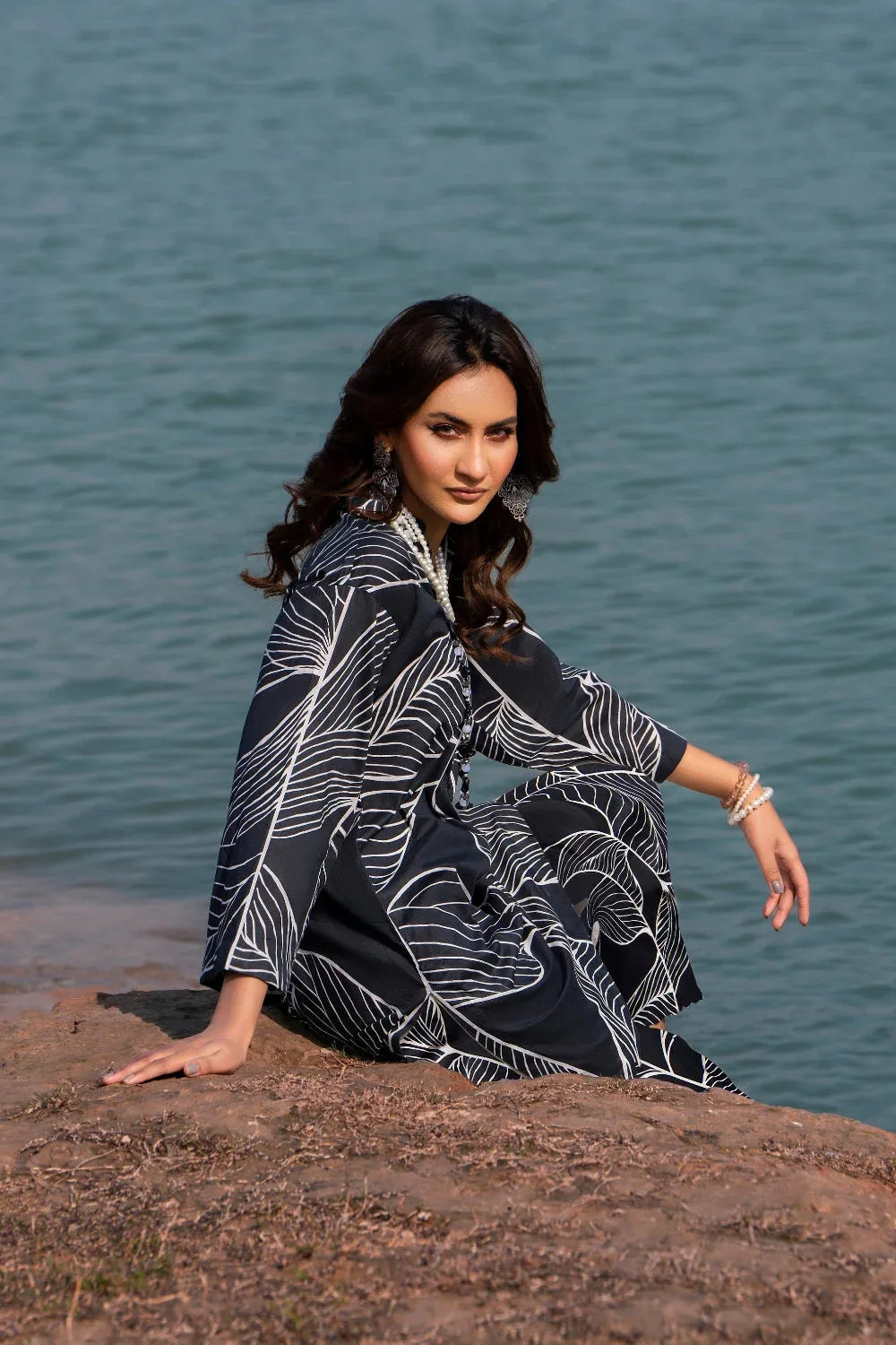 Ittehad | Embroidered Lawn | I-33 - Aqsa Fabrics