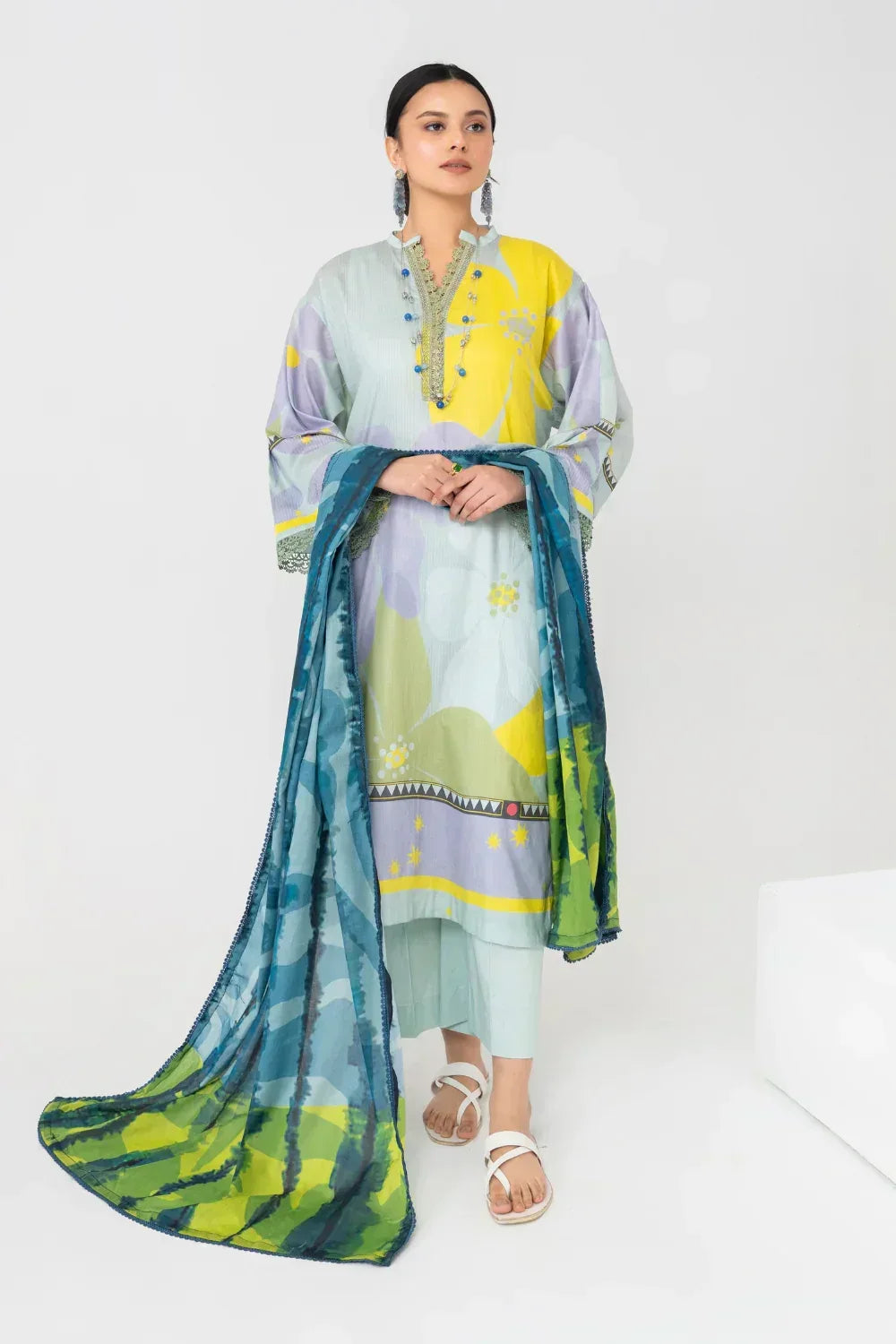 Ittehad | Printed Lawn 24 | IP3P07-3PS-LGR - Aqsa Fabrics