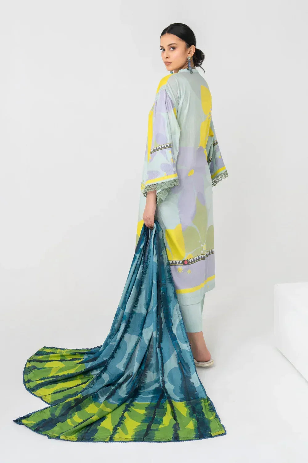 Ittehad | Printed Lawn 24 | IP3P07-3PS-LGR - Aqsa Fabrics