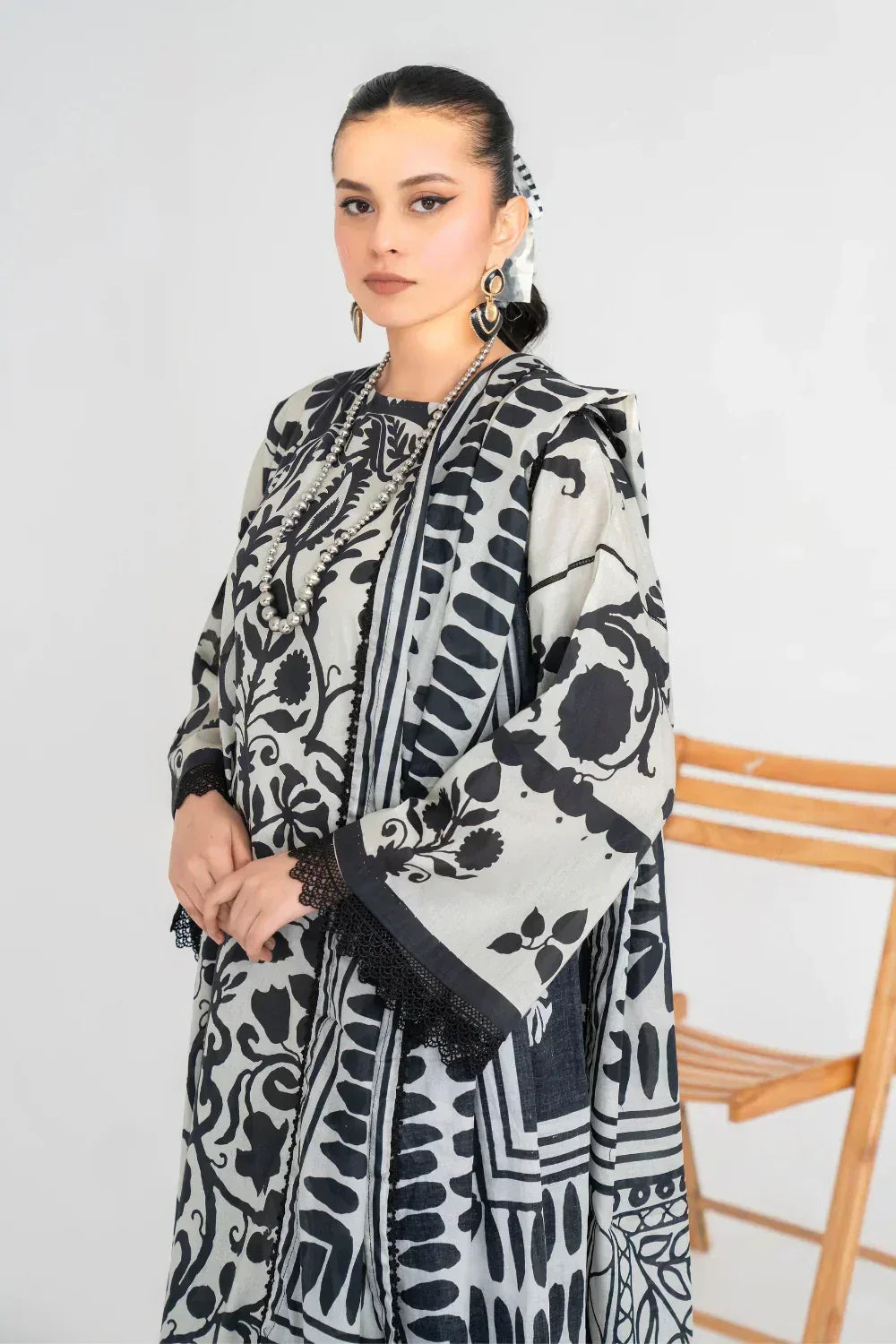 Ittehad | Printed Lawn 24 | IP3P08-3PS-LGY - Aqsa Fabrics
